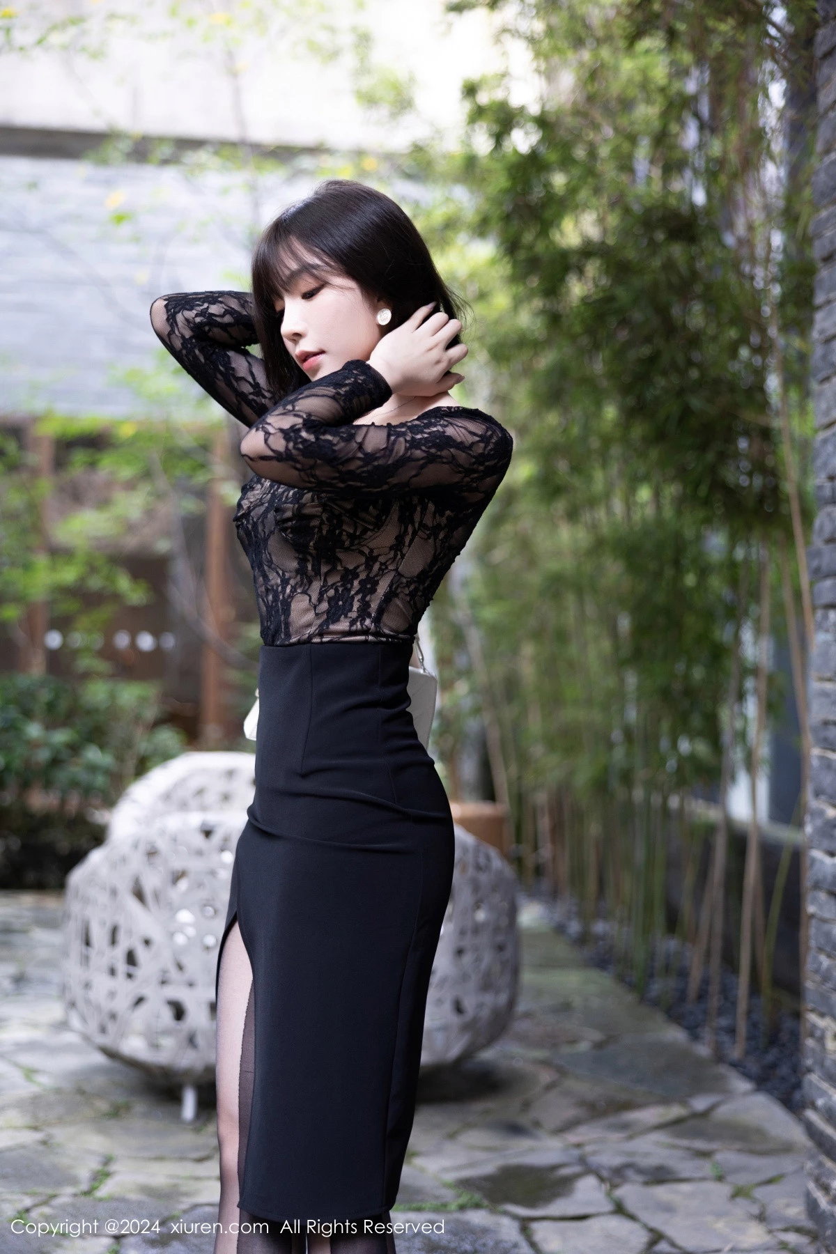 秀人集.com_[XiuRen秀人网]No.9257_女神徐莉芝Booty性感黑色蕾丝连衣裙配超薄黑丝极致魅惑写真94P