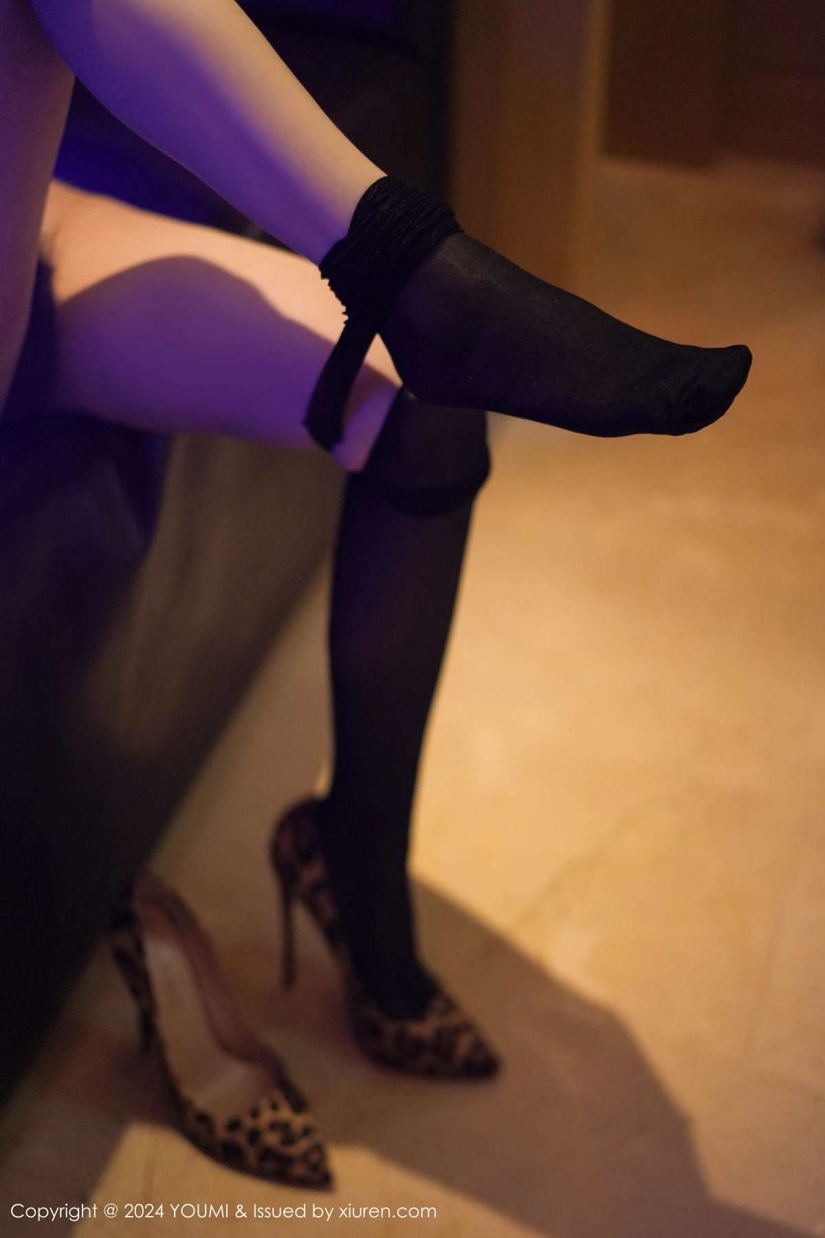 秀人集.com_[YouMi尤蜜荟]Vol.1102_模特心妍小公主私房情趣服饰配开档黑丝秀凹凸身材惹火诱惑写真69P