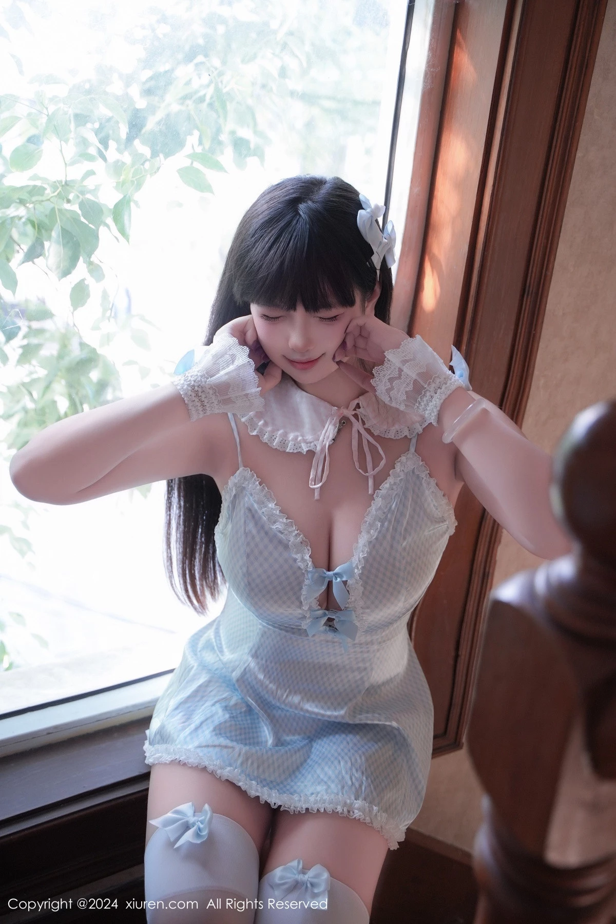 秀人集.com_[XiuRen秀人网]No.9258_新人模特正妹Abby性感女仆装扮配白丝袜秀丰满身材惹火诱惑写真68P