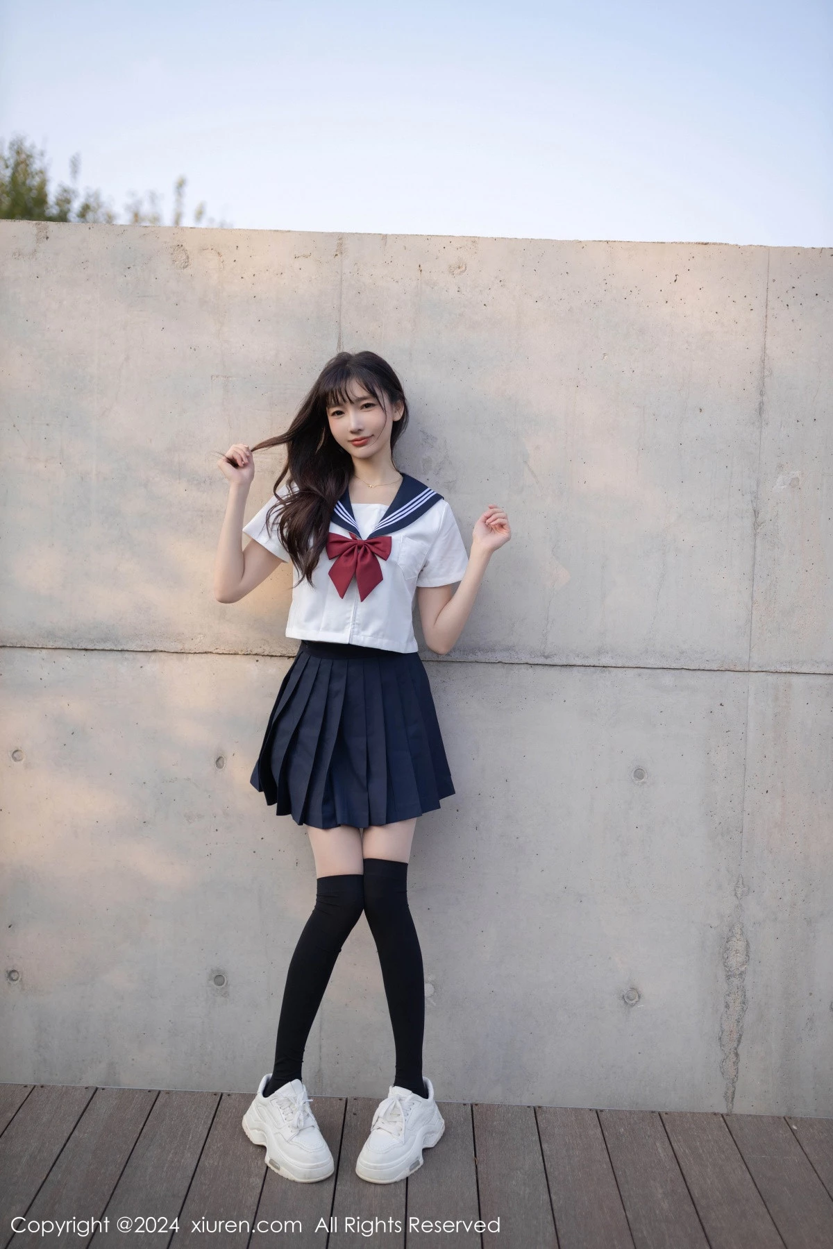 秀人集.com_[XiuRen秀人网]No.9305_模特陆萱萱性感JK制服+黑色高叉连体衣配黑丝袜秀美腿诱惑写真80P