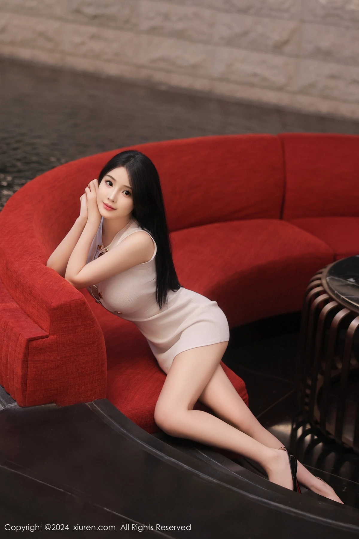 秀人集.com_[XiuRen秀人网]No.9300_模特软软酱性感白色连衣短裙配黑丝吊袜秀丰满身材撩人诱惑写真74P