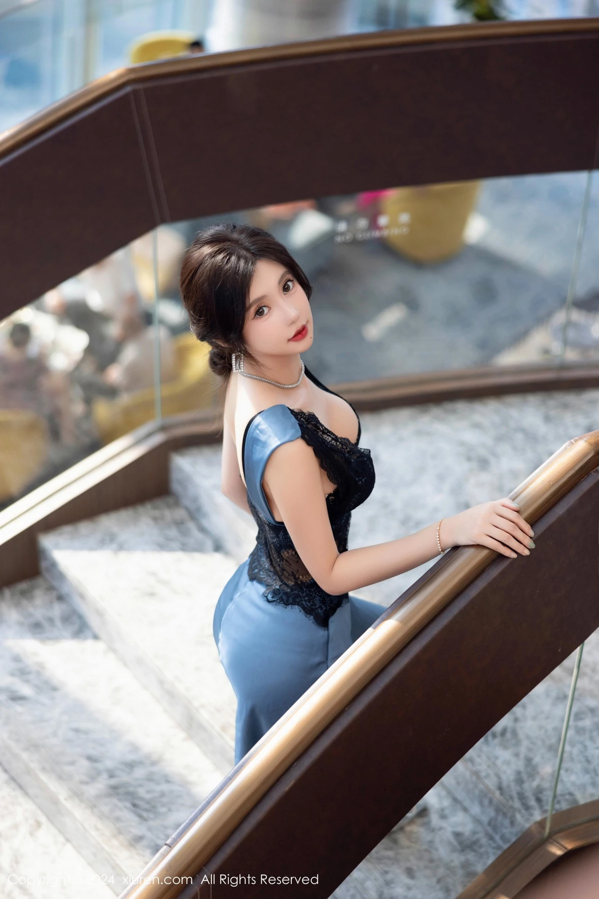 秀人集.com_[XiuRen秀人网]No.9310_女神绮里嘉ula性感黑色蕾丝内衣配肉色丝袜秀完美身材诱惑写真94P