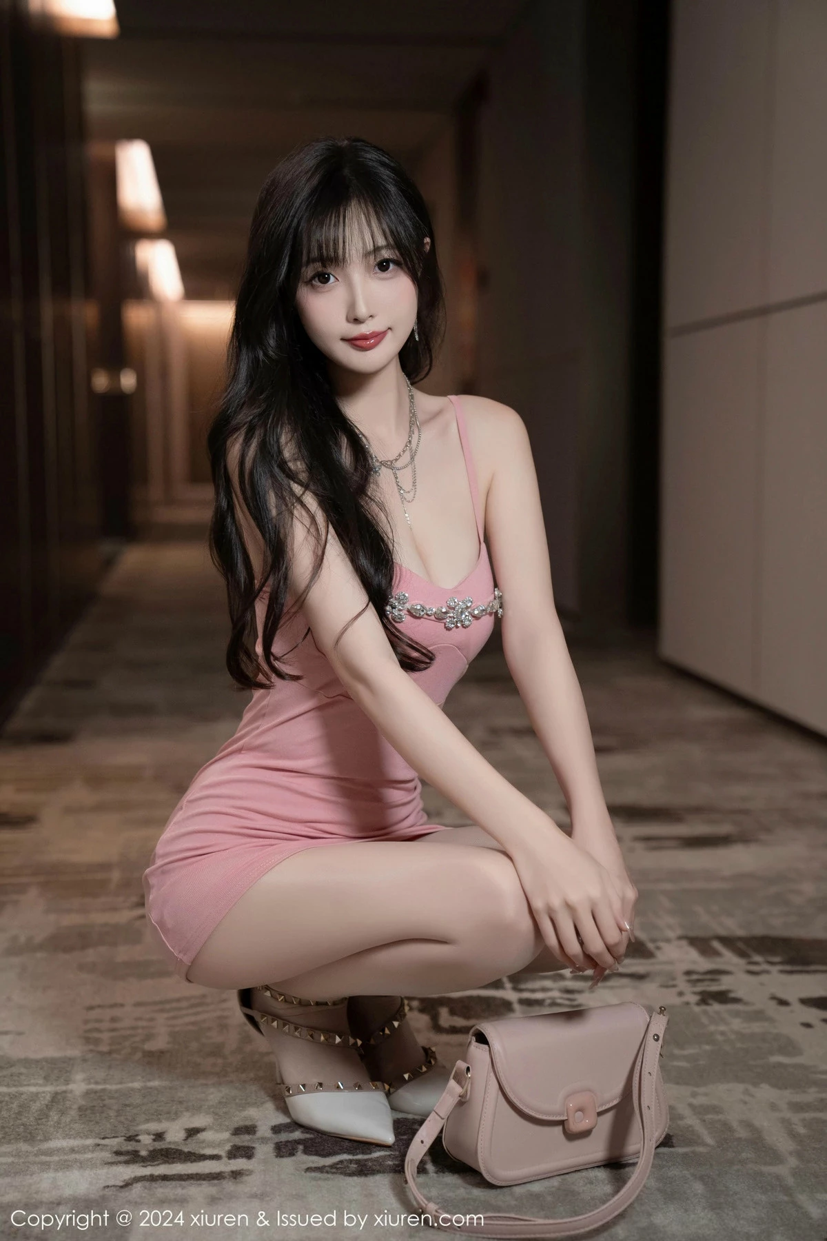 秀人集.com_[XiuRen秀人网]No.9380_模特林星阑性感粉色吊带裙+兔子装情趣内衣秀曼妙身姿诱惑写真107P