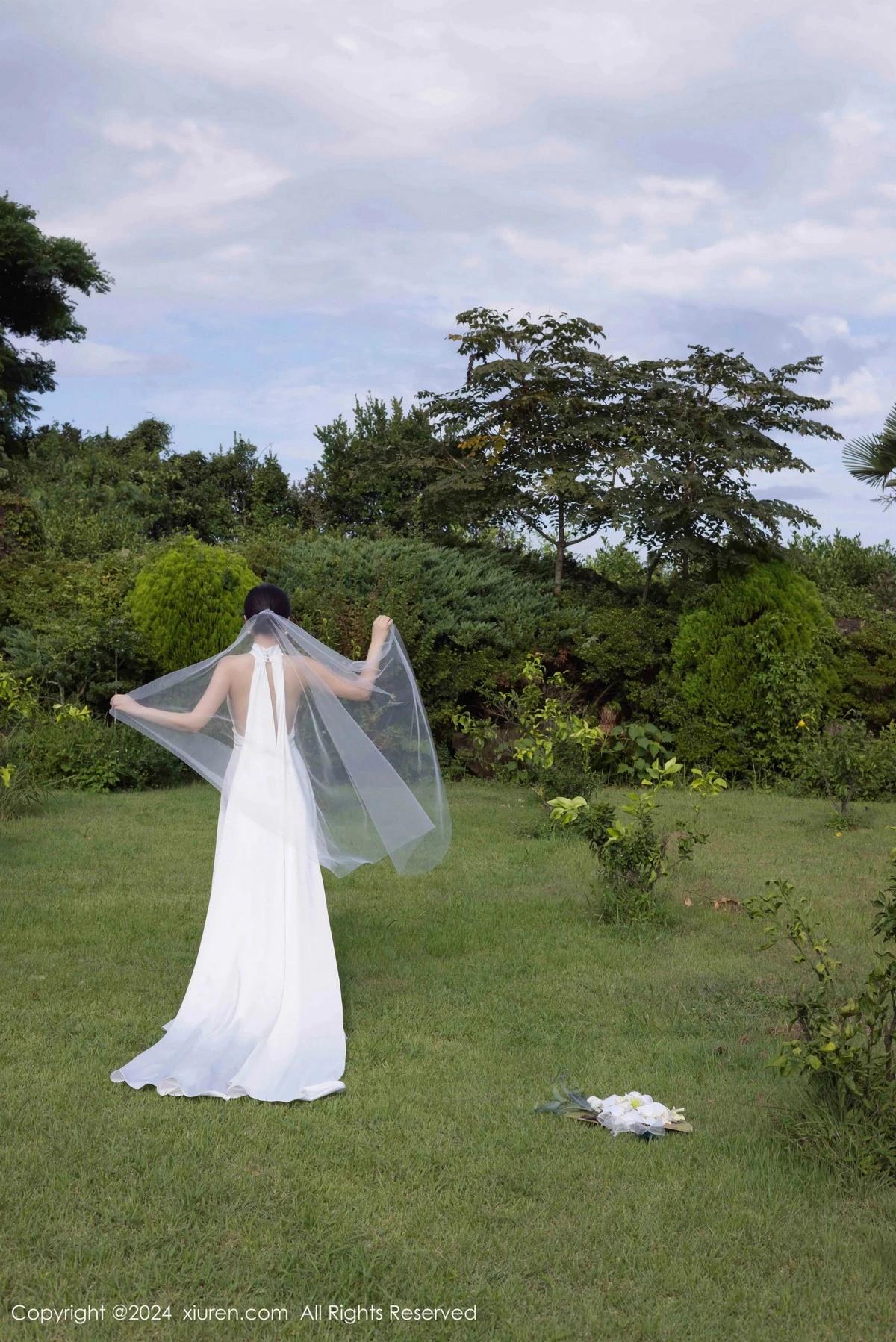 秀人集.com_[XiuRen秀人网]No.9387_模特鱼子酱Fish婚礼主题性感白色婚纱配白丝袜秀曼妙身姿诱惑写真81P