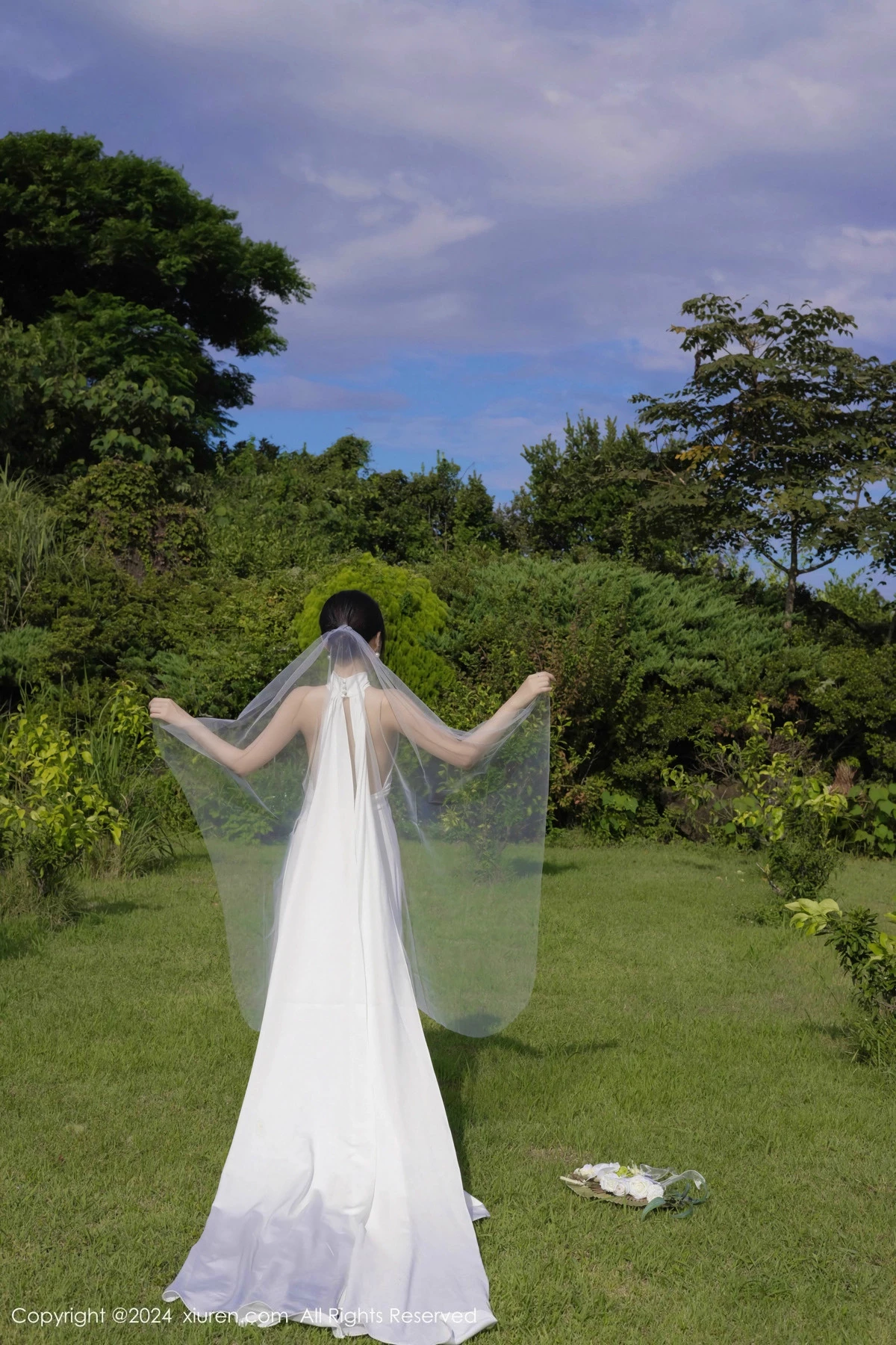 秀人集.com_[XiuRen秀人网]No.9387_模特鱼子酱Fish婚礼主题性感白色婚纱配白丝袜秀曼妙身姿诱惑写真81P