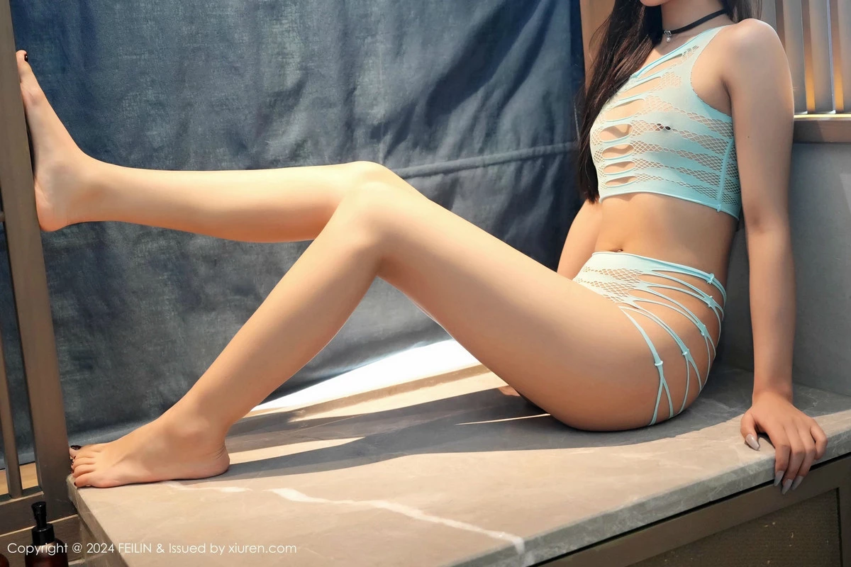 秀人集.com_[FeiLin嗲囡囡]VOL.482_模特江念鱼私房性感绿色网状情趣服饰秀完美身材迷人诱惑写真60P