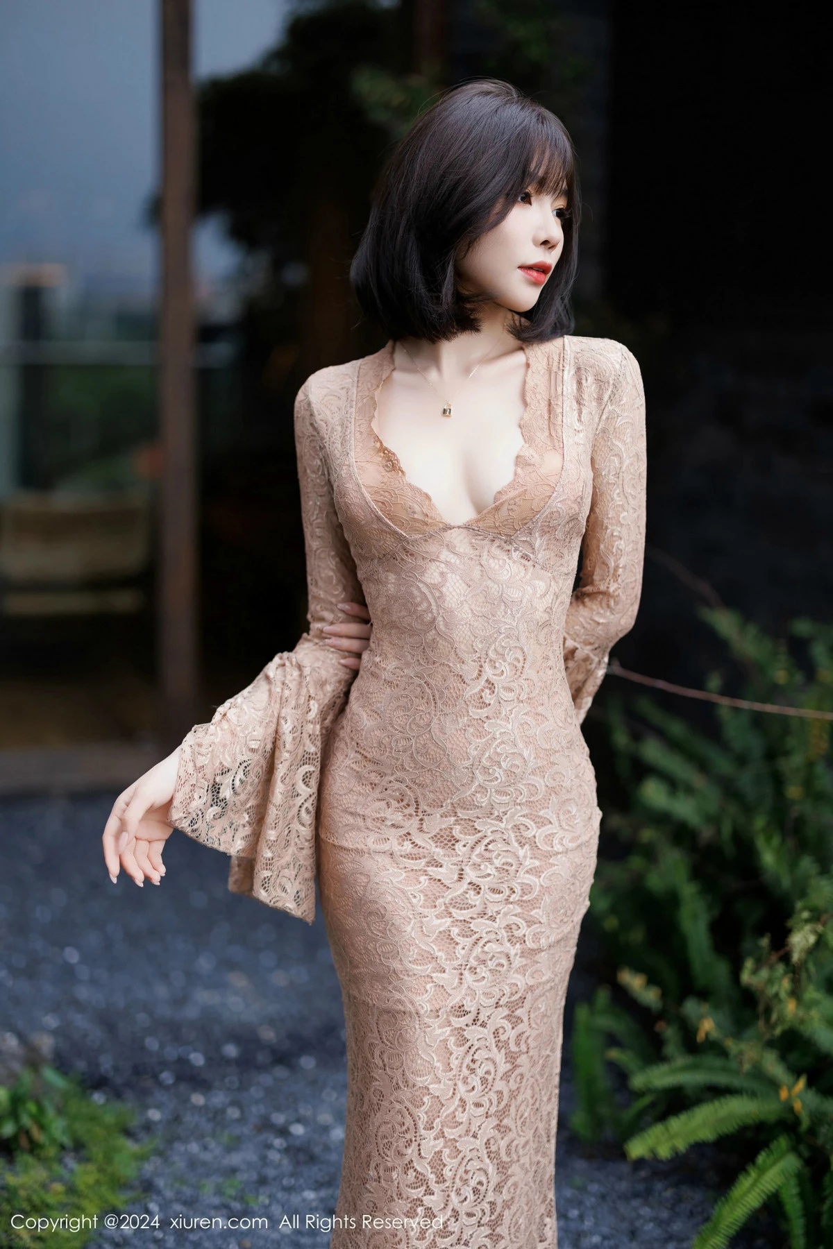 秀人集.com_[XiuRen秀人网]No.9412_女神徐莉芝Booty性感浅色连衣裙配超薄肉丝秀曼妙身姿诱惑写真91P