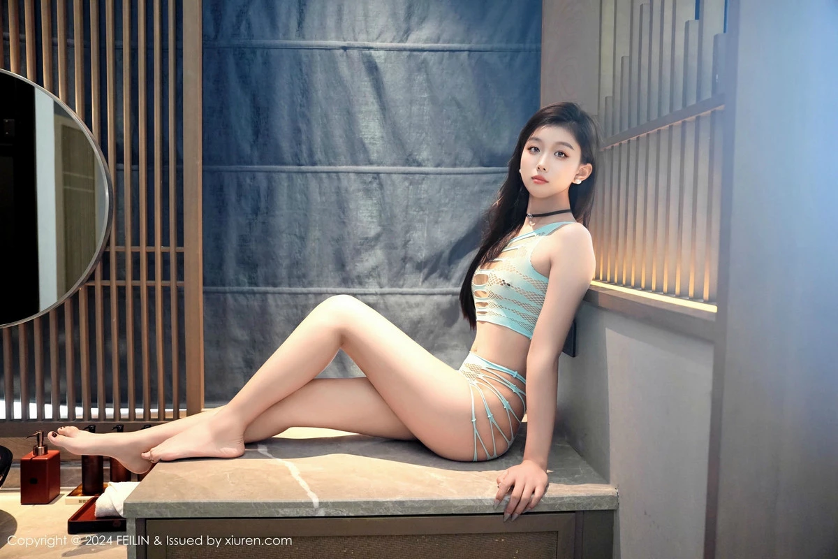 秀人集.com_[FeiLin嗲囡囡]VOL.482_模特江念鱼私房性感绿色网状情趣服饰秀完美身材迷人诱惑写真60P