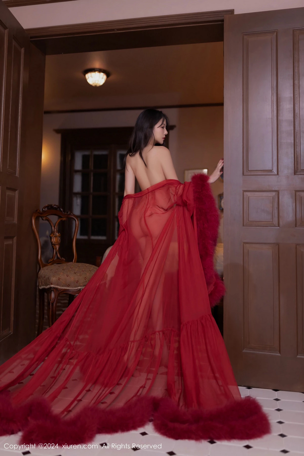 秀人集.com_[XiuRen秀人网]No.9422_模特鱼子酱Fish红玫瑰主题红色吊带连衣裙秀曼妙身姿迷人诱惑写真80P