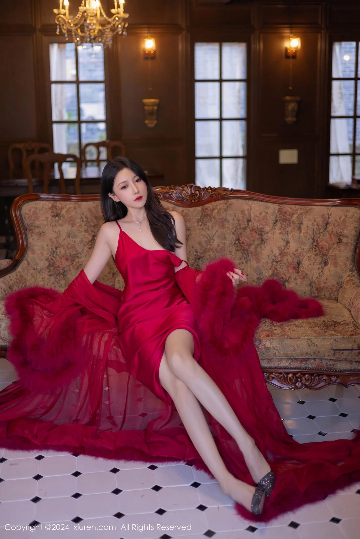 秀人集.com_[XiuRen秀人网]No.9422_模特鱼子酱Fish红玫瑰主题红色吊带连衣裙秀曼妙身姿迷人诱惑写真80P
