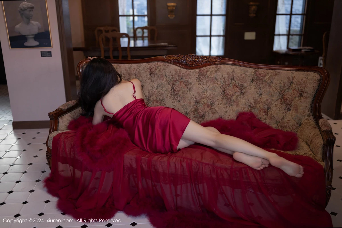 秀人集.com_[XiuRen秀人网]No.9422_模特鱼子酱Fish红玫瑰主题红色吊带连衣裙秀曼妙身姿迷人诱惑写真80P