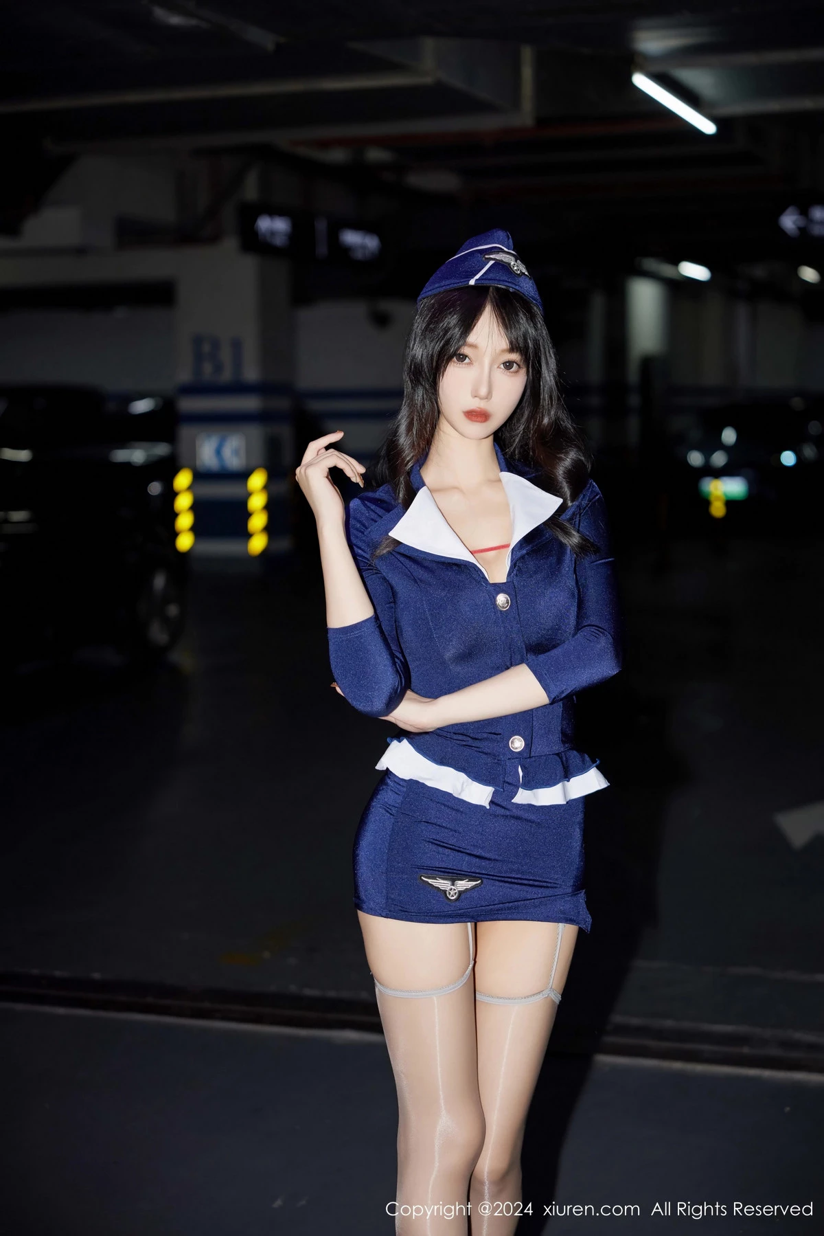 秀人集.com_[XiuRen秀人网]No.9418_模特玥儿玥er性感蓝色制服露红色蕾丝内衣配灰丝袜秀美腿诱惑写真78P