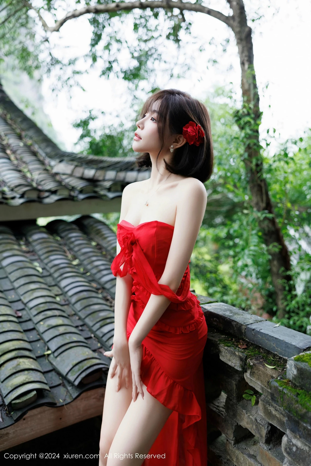 秀人集.com_[XiuRen秀人网]No.9449_女神徐莉芝Booty红色连衣裙露蕾丝情趣内衣秀曼妙身姿诱惑写真101P