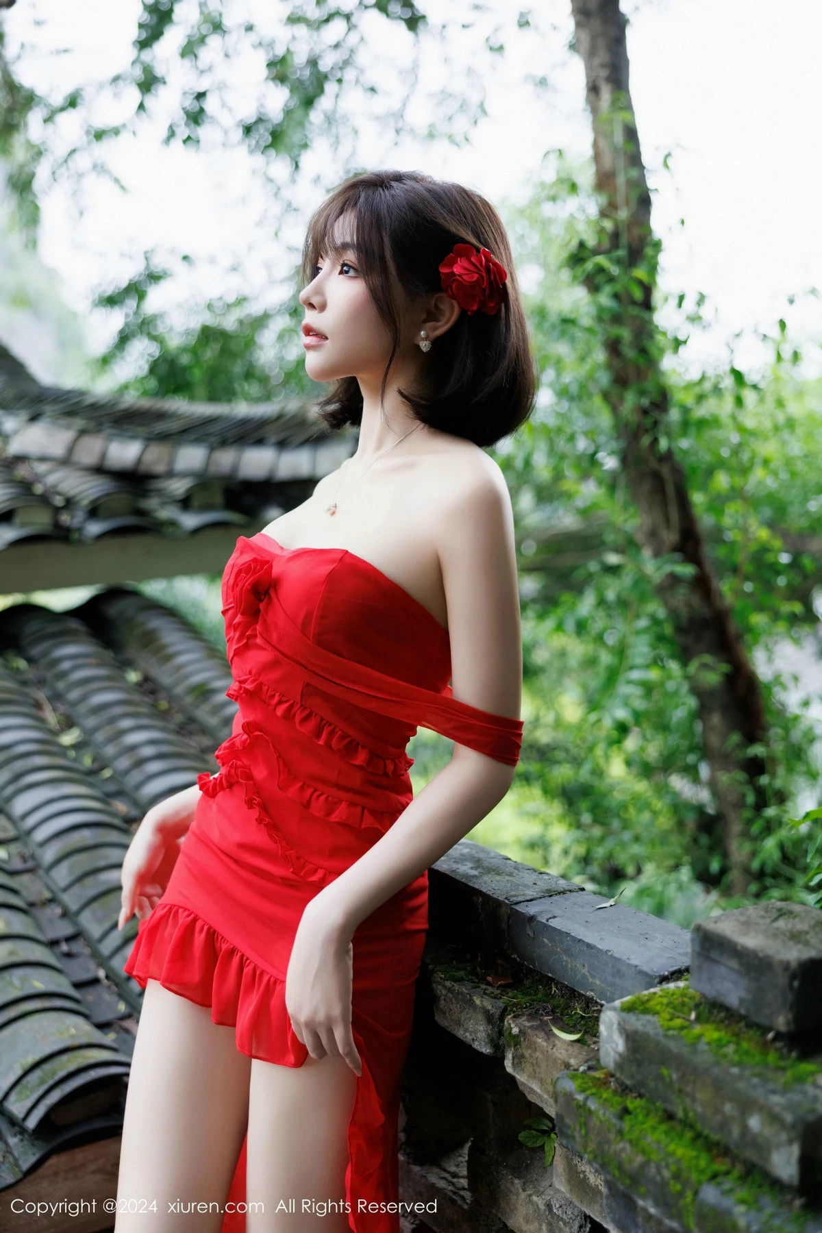 秀人集.com_[XiuRen秀人网]No.9449_女神徐莉芝Booty红色连衣裙露蕾丝情趣内衣秀曼妙身姿诱惑写真101P