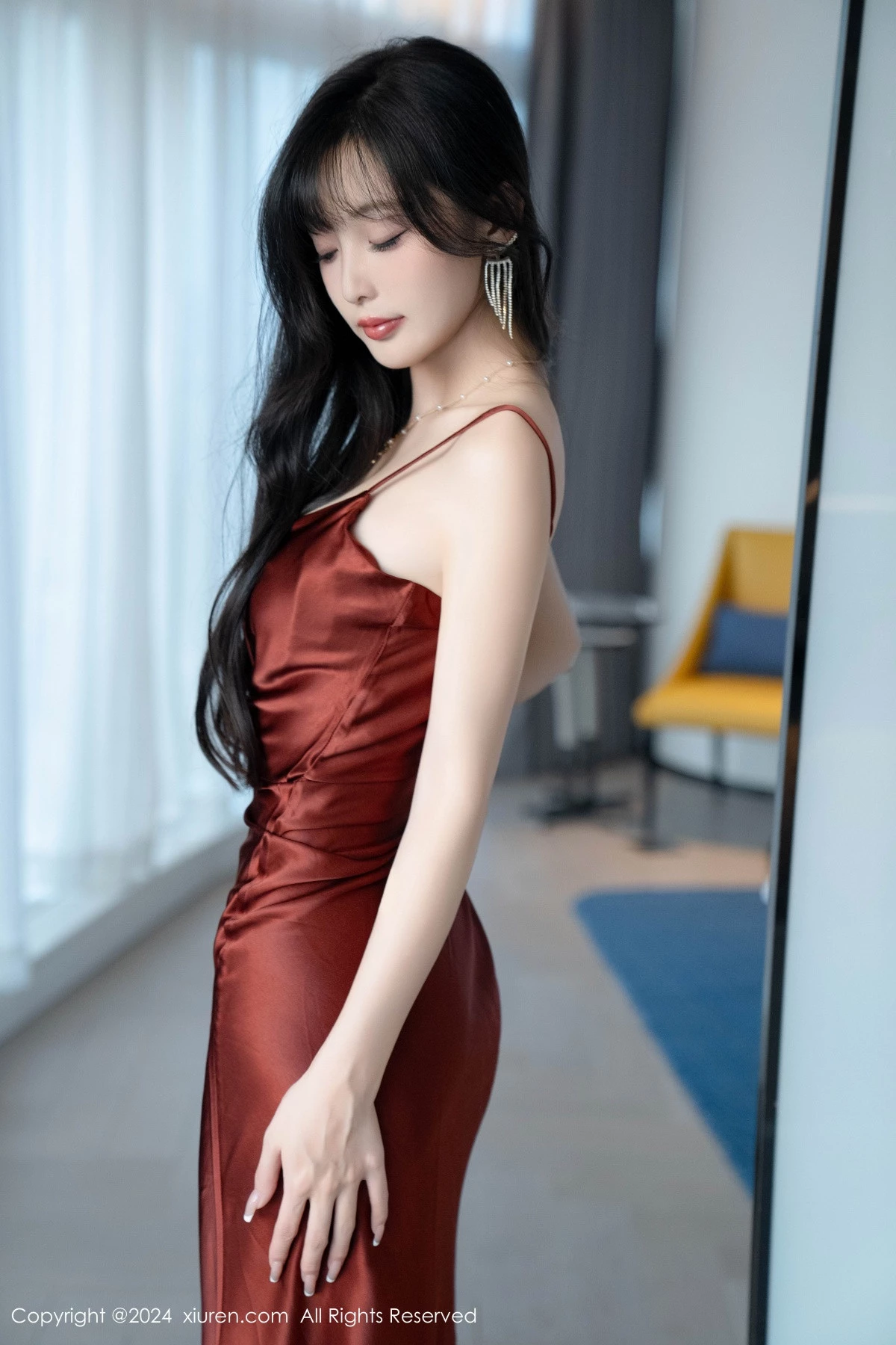 秀人集.com_[XiuRen秀人网]No.9336_模特林星阑性感红色连衣长裙露黑色情趣内衣秀曼妙身姿诱惑写真85P