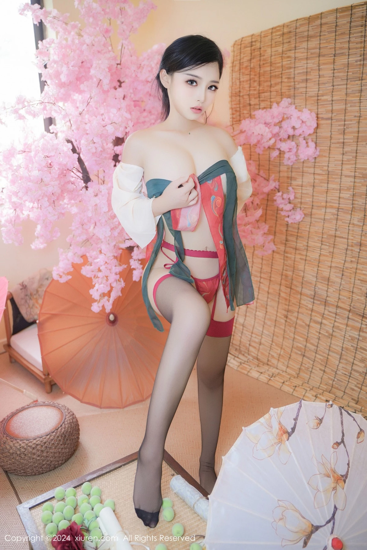 秀人集.com_[XiuRen秀人网]No.9351_模特妙可可Cheese性感薄纱汉服配黑丝吊袜秀丰腴身材诱惑写真80P