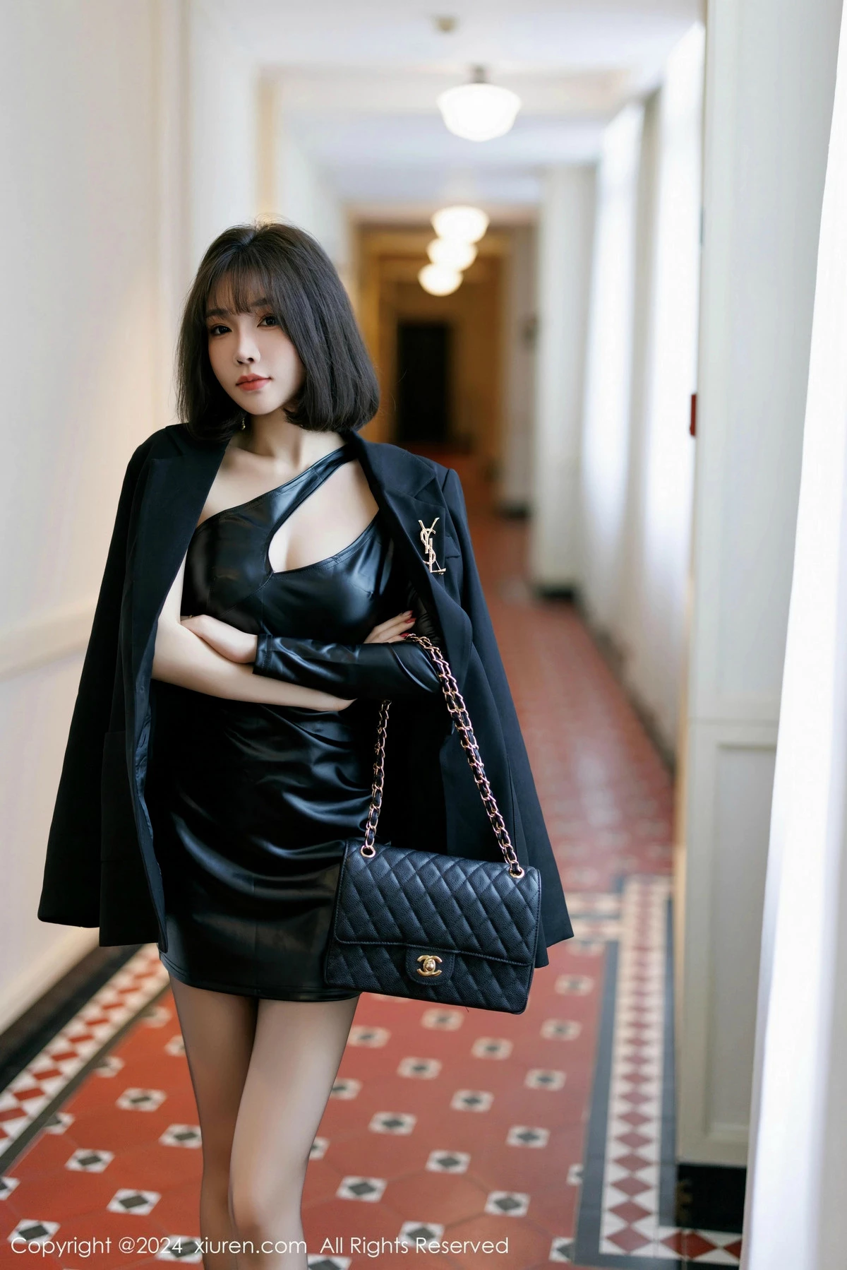 秀人集.com_[XiuRen秀人网]No.9520_女神徐莉芝Booty性感黑色上衣露豹纹内衣秀完美身材迷人诱惑写真89P