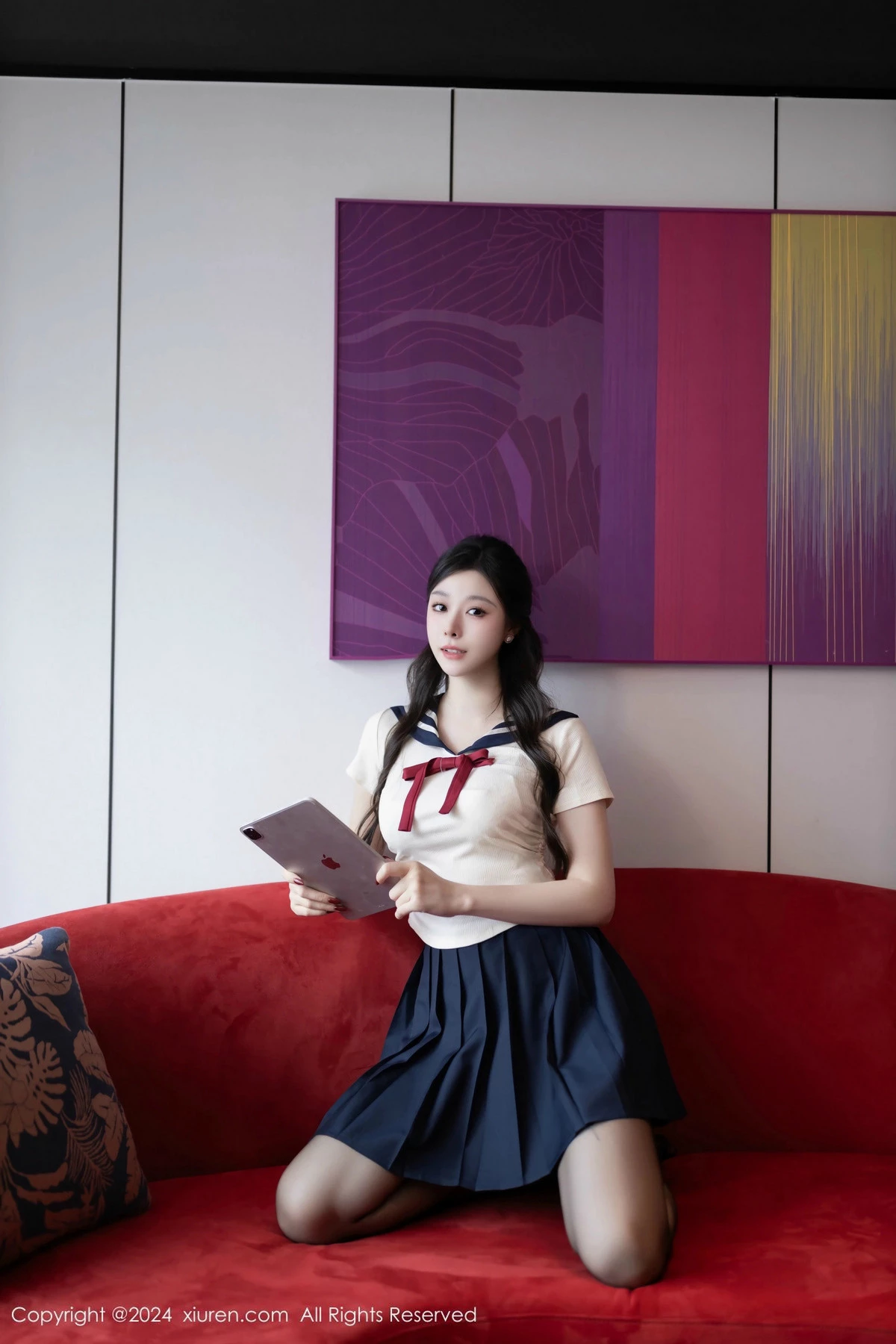 秀人集.com_[XiuRen秀人网]No.9530_模特小逗逗性感JK制服露白色内衣配超薄黑丝秀曼妙身姿诱惑写真80P