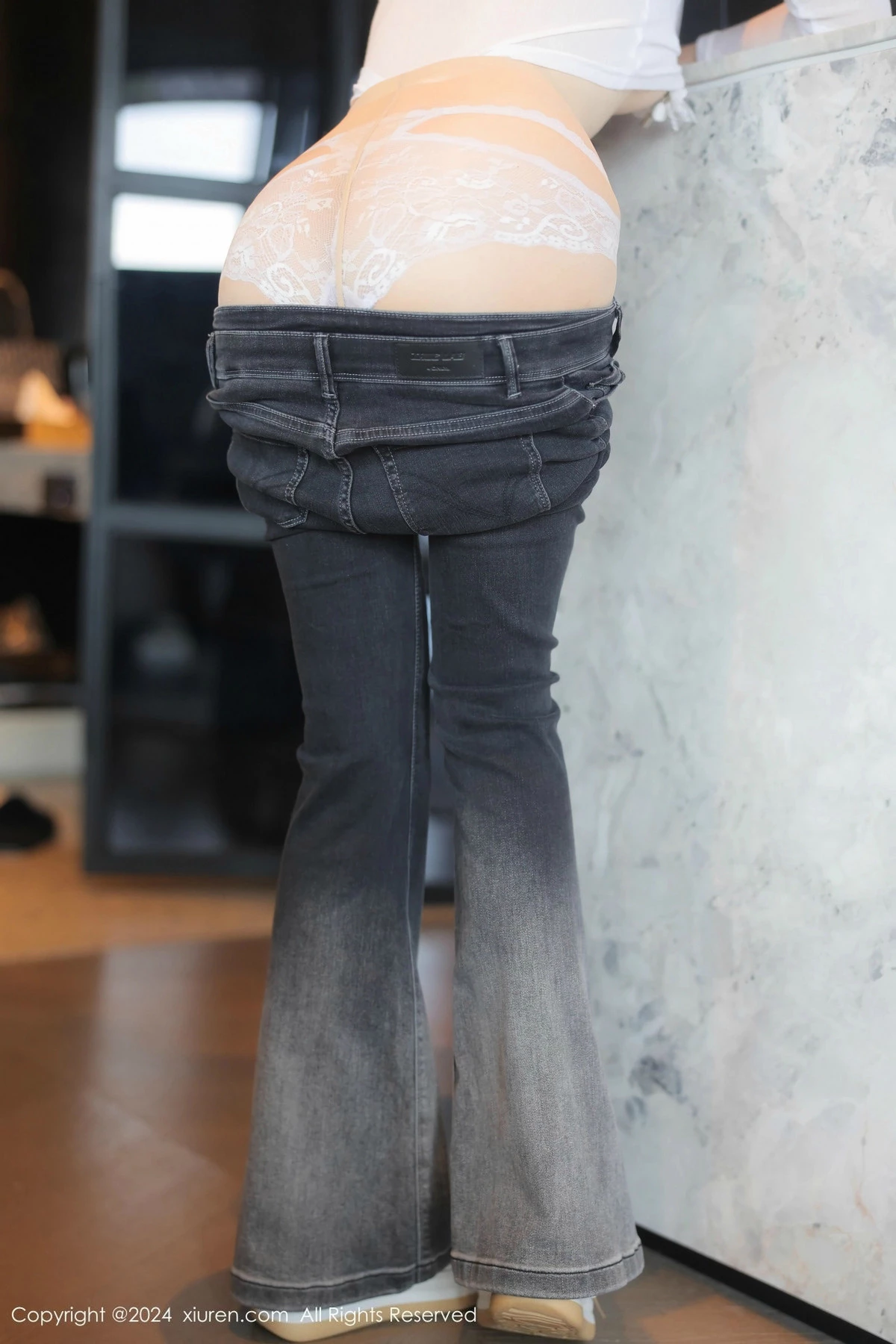 秀人集.com_[XiuRen秀人网]No.9524_模特桃妖夭性感白T配牛仔裤露白色情趣内衣秀惹火身材诱惑写真89P