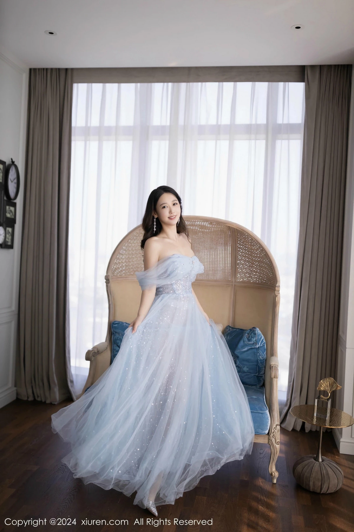 秀人集.com_[XiuRen秀人网]No.9538_模特唐安琪性感淡蓝色薄纱礼裙露白色内衣秀曼妙身姿诱惑写真82P