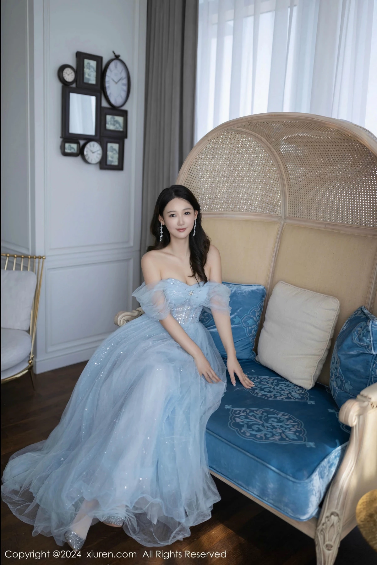 秀人集.com_[XiuRen秀人网]No.9538_模特唐安琪性感淡蓝色薄纱礼裙露白色内衣秀曼妙身姿诱惑写真82P