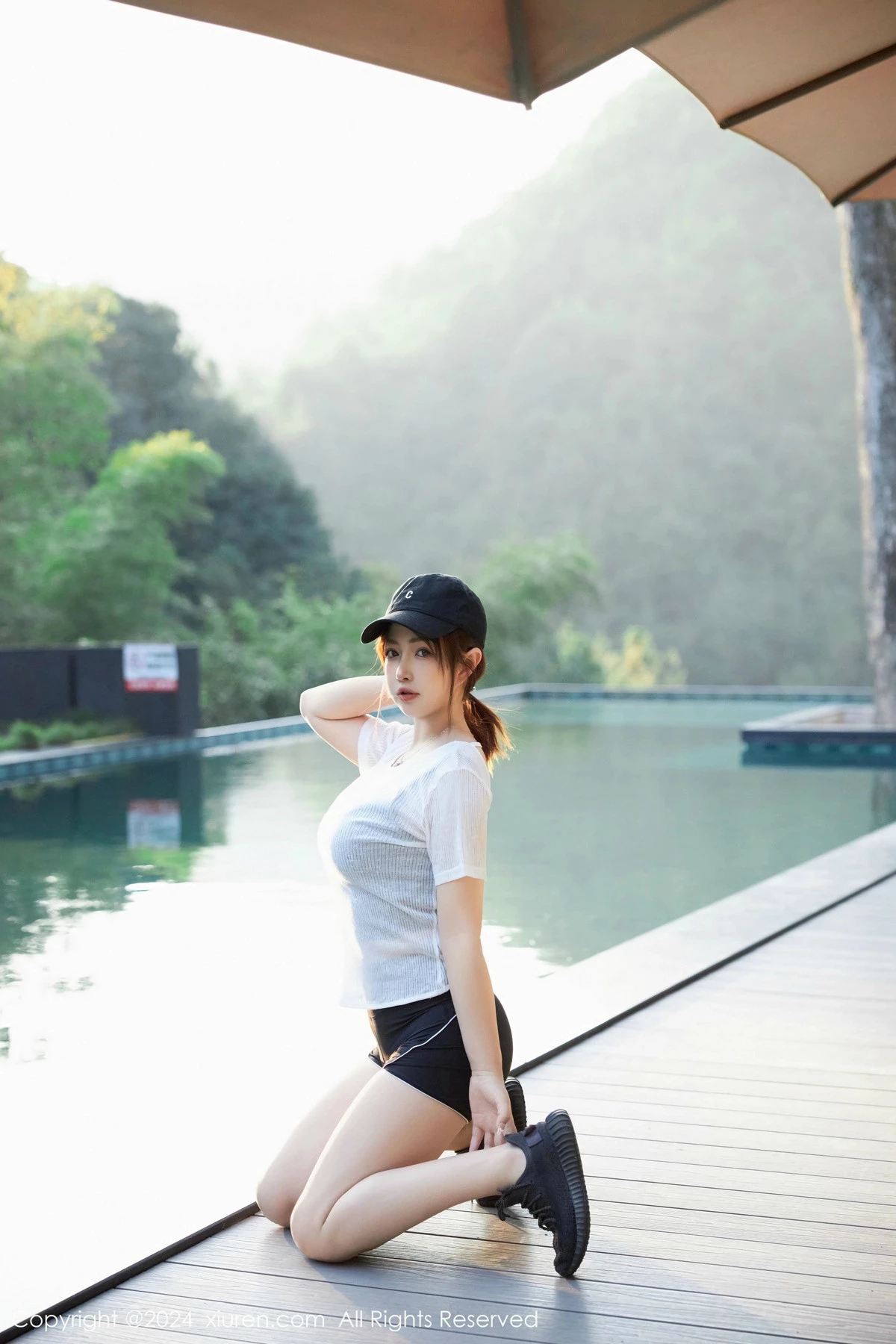 秀人集.com_[XiuRen秀人网]No.9549_模特养乐多Doll性感深色运动服饰秀丰满身材白嫩美腿诱惑写真52P