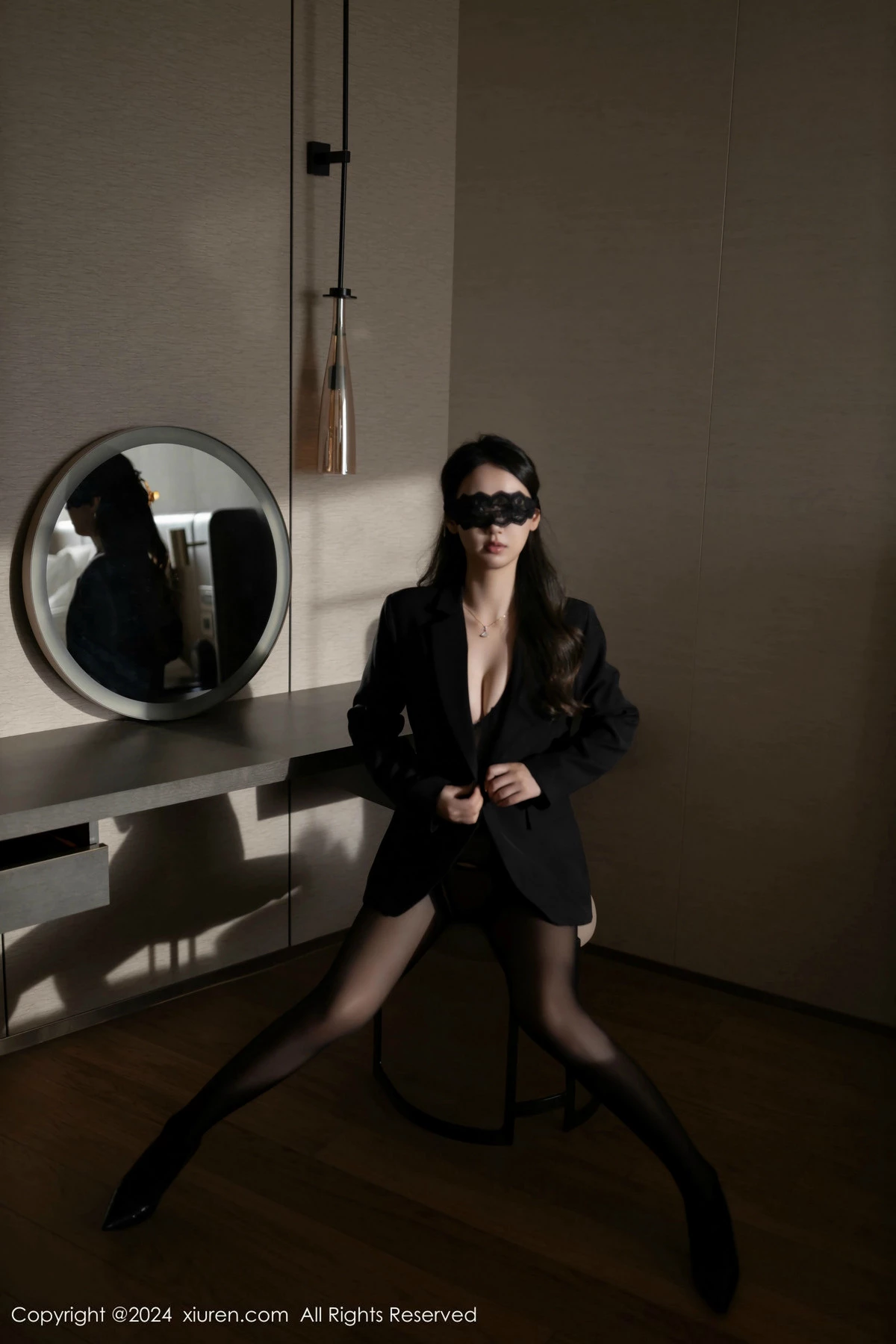 秀人集.com_[XiuRen秀人网]No.9571_模特唐安琪私房性感黑色西服配开档黑丝秀曼妙身姿惹火诱惑写真83P
