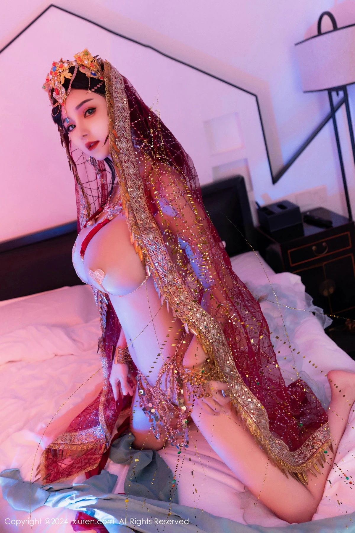 秀人集.com_[XiuRen秀人网]No.9585_新人模特不吃冰淇淋异域风情女郎性感情趣服饰秀火辣身材诱惑写真85P