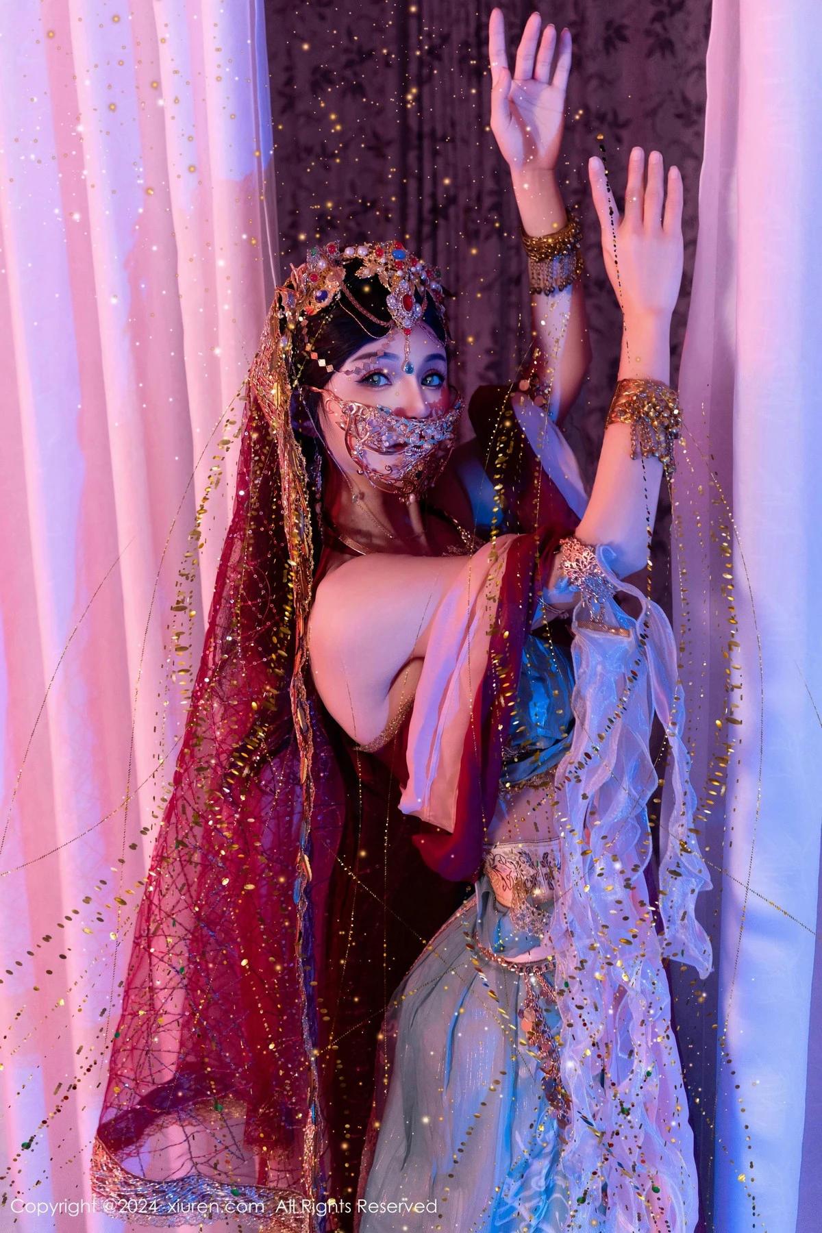 秀人集.com_[XiuRen秀人网]No.9585_新人模特不吃冰淇淋异域风情女郎性感情趣服饰秀火辣身材诱惑写真85P