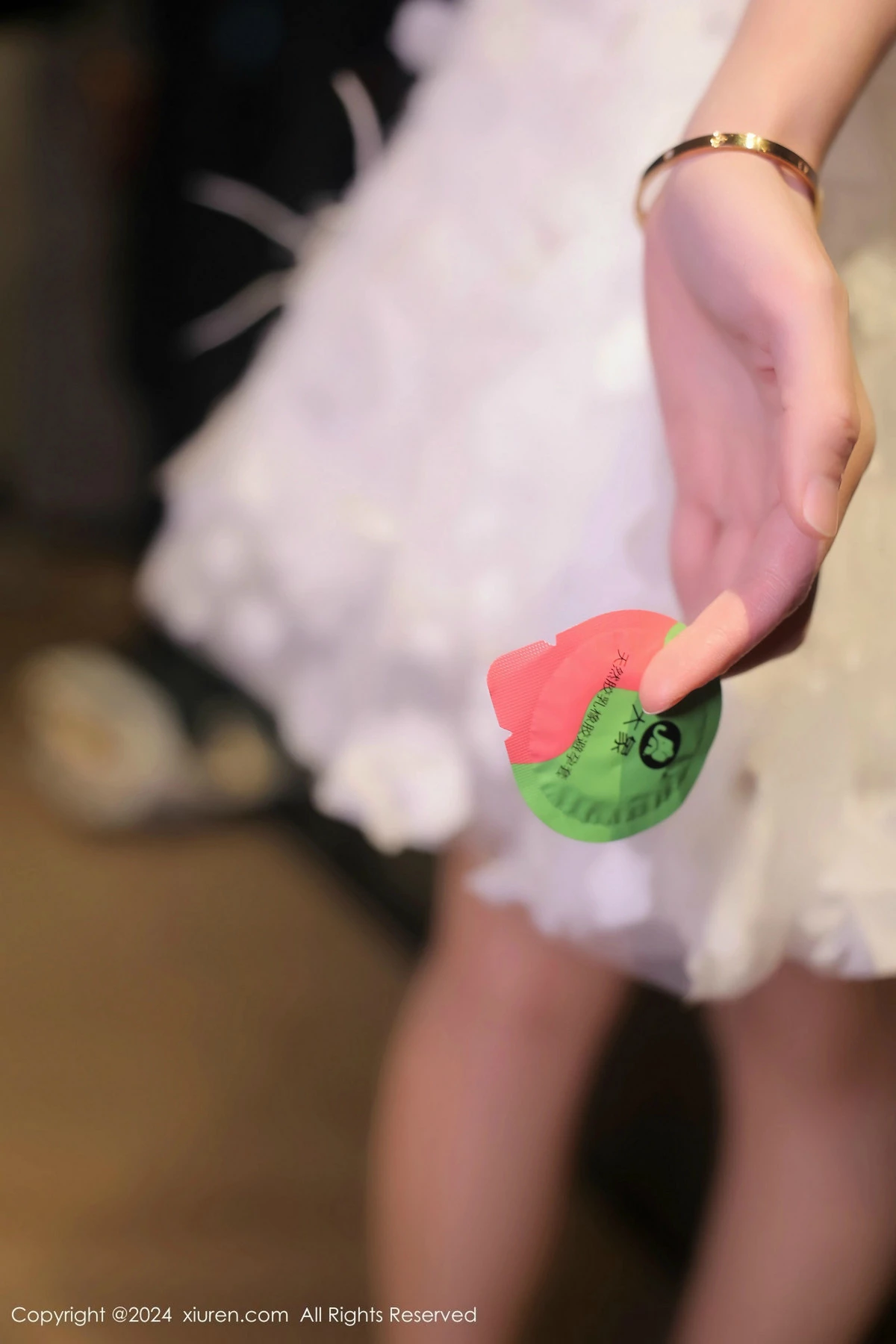 秀人集.com_[XiuRen秀人网]No.9601_模特桃妖夭性感白色婚纱露白色内衣配超薄肉丝秀曼妙身姿诱惑写真77P