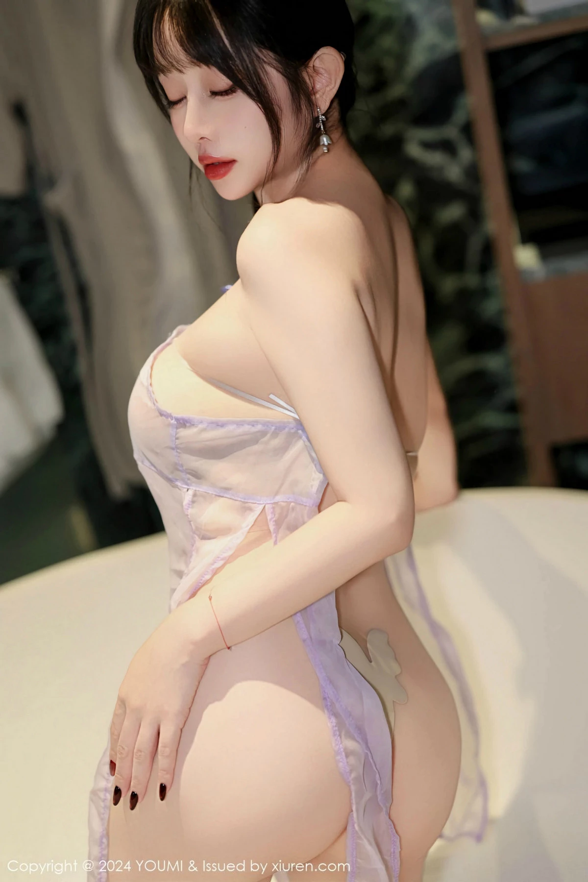 秀人集.com_[YouMi尤蜜荟]Vol.1114_女神王雨纯性感轻透浅紫色服饰配白丝袜秀火辣身材撩人诱惑写真72P