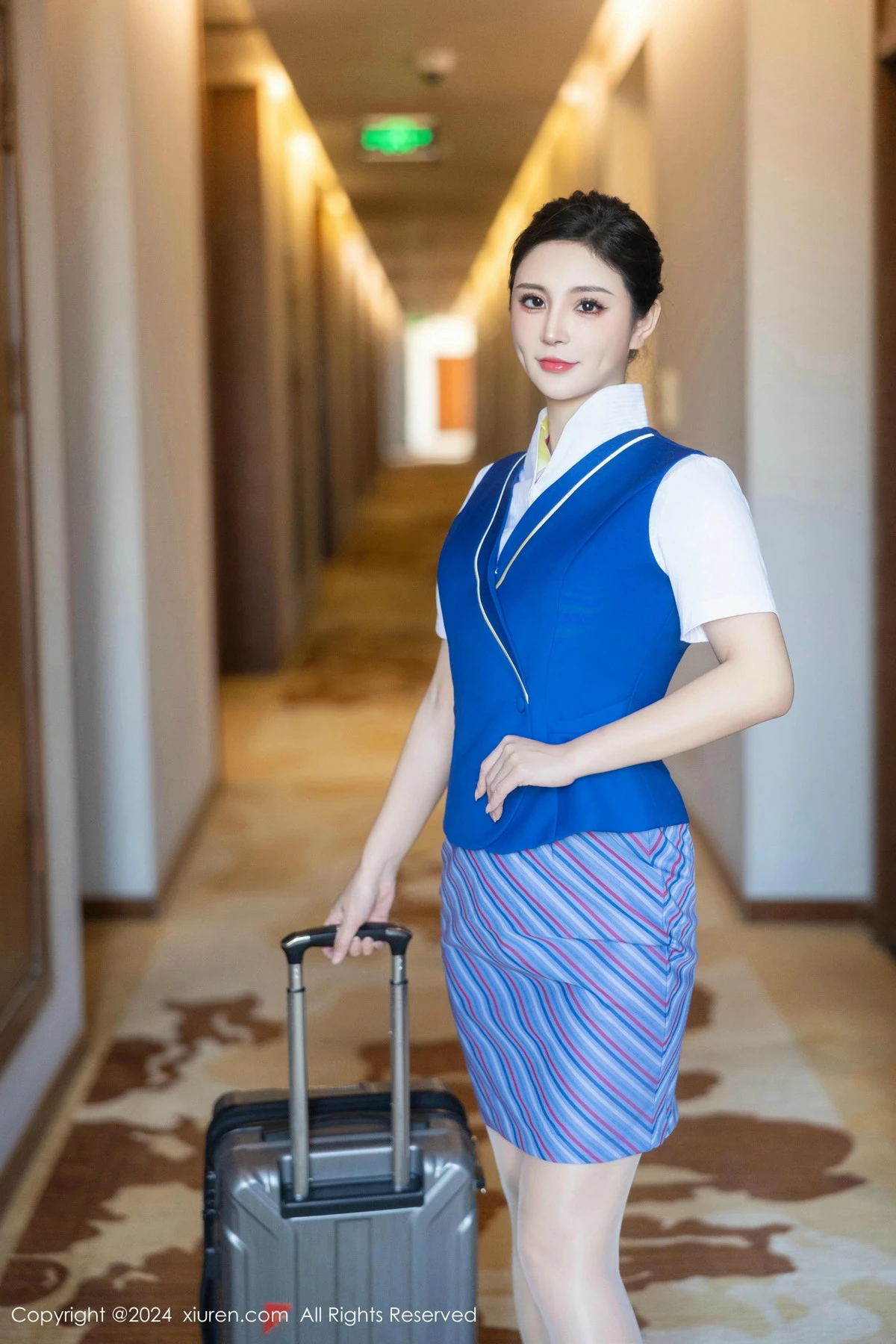 秀人集.com_[XiuRen秀人网]No.9612_模特小蛮妖Yummy性感空姐制服露蕾丝内衣秀完美身材诱惑写真78P