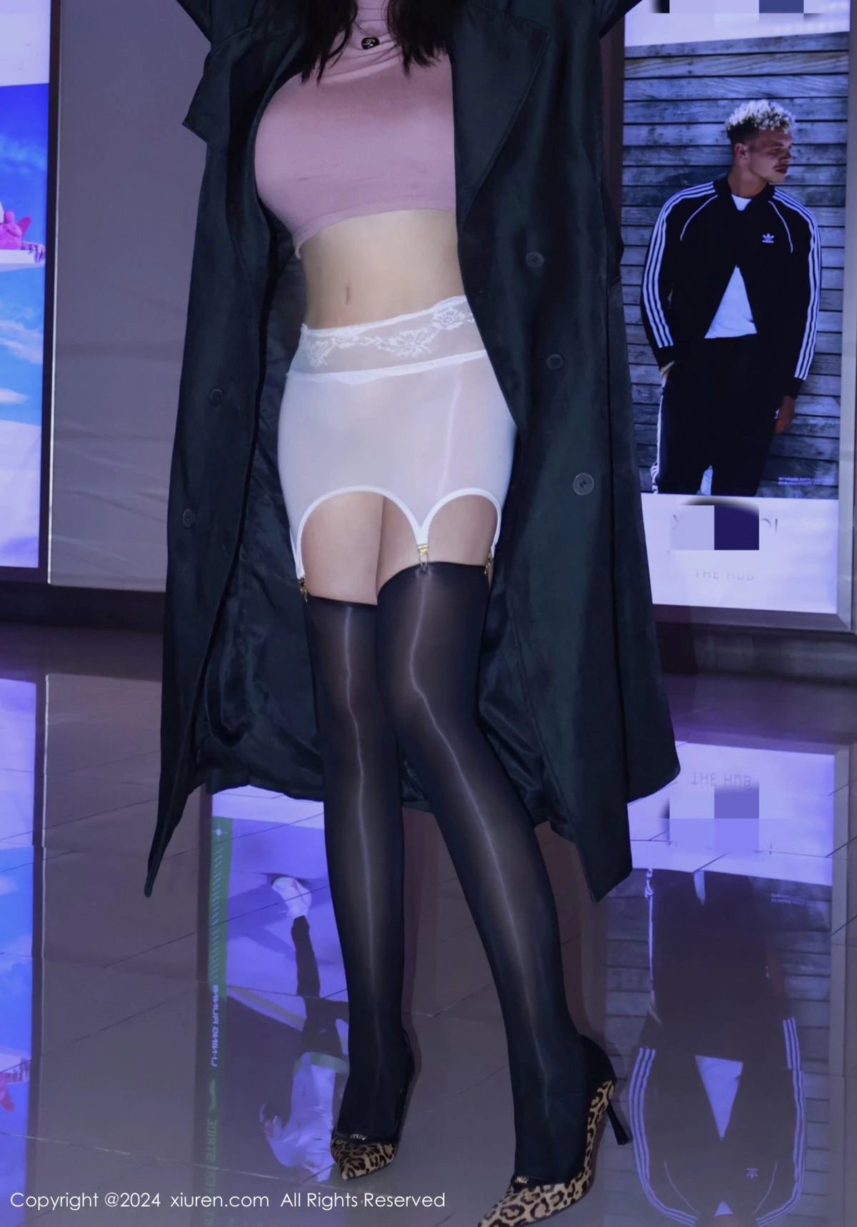 秀人集.com_[XiuRen秀人网]No.9489_模特小薯条nienie户外性感肉色连体衣秀惹火身材撩人诱惑写真80P