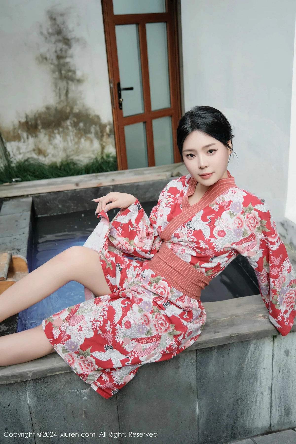 秀人集.com_[XiuRen秀人网]No.9687_模特麦田温泉场景性感花色连衣裙半脱秀曼妙身姿惹火诱惑写真77P