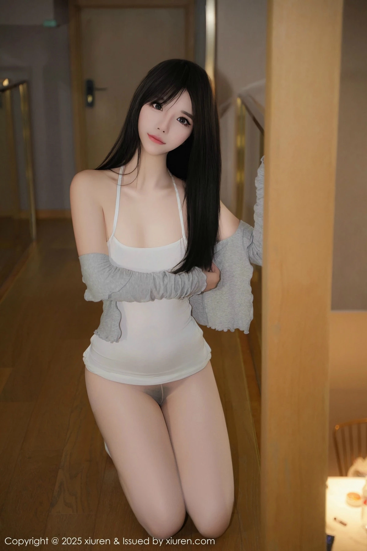 秀人集.com_[XiuRen秀人网]No.9711_模特沐言yanyan性感白色吊带短裙配超薄肉丝秀柔美身姿诱惑写真65P