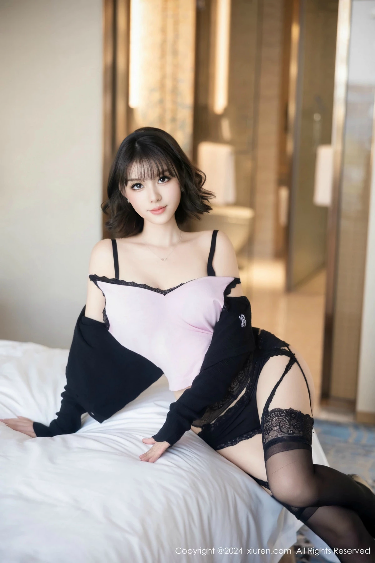 秀人集.com_[XiuRen秀人网]No.9620_新人模特黎苏苏私房性感黑色内衣配黑丝吊袜秀曼妙身姿诱惑写真80P