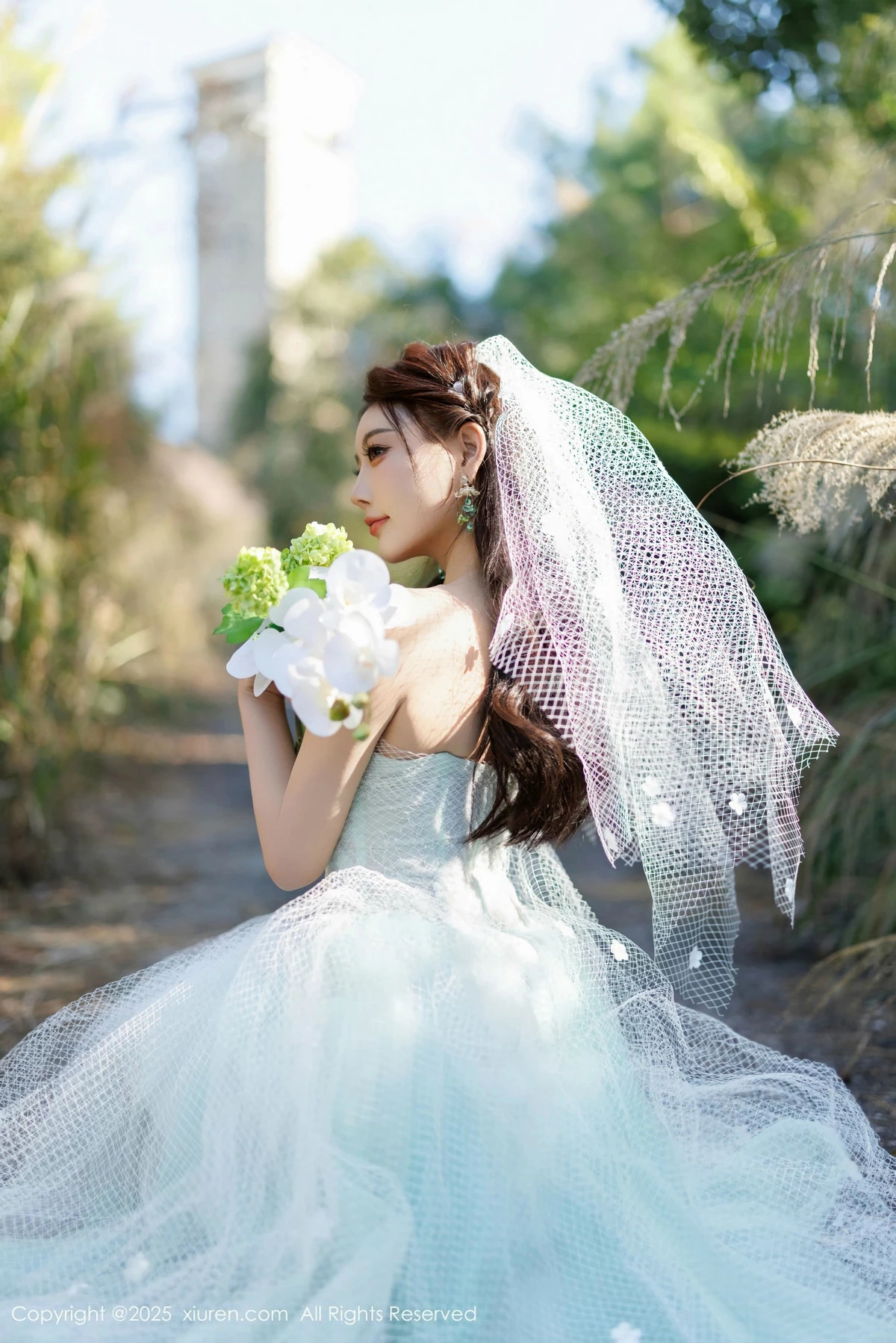 秀人集.com_[XiuRen秀人网]No.9722_女神杨晨晨Yome性感白色情趣内衣配白丝吊袜秀丰腴身材诱惑写真83P