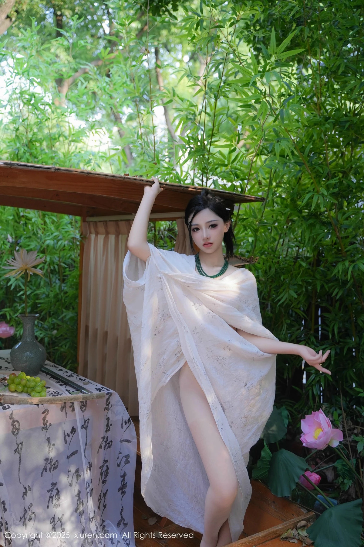 秀人集.com_[XiuRen秀人网]No.9730_模特妙可可Cheese性感白色古风服配超薄白丝秀丰腴身材诱惑写真84P