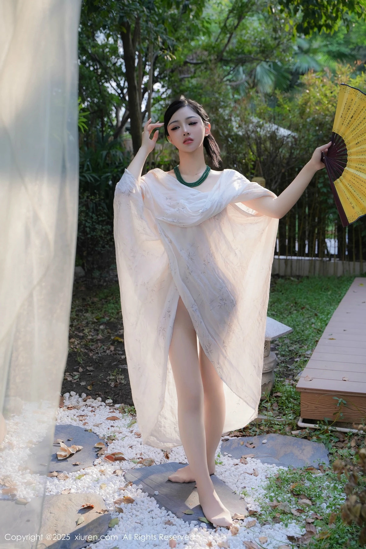 秀人集.com_[XiuRen秀人网]No.9730_模特妙可可Cheese性感白色古风服配超薄白丝秀丰腴身材诱惑写真84P