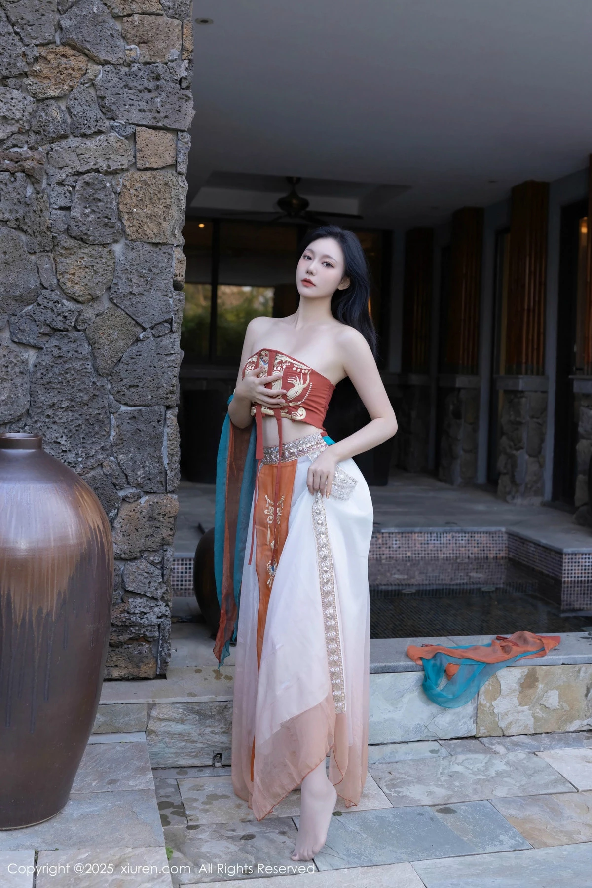 秀人集.com_[XiuRen秀人网]No.9757_模特安然anran性感古风薄纱服饰配超薄肉丝秀丰满身材诱惑写真81P