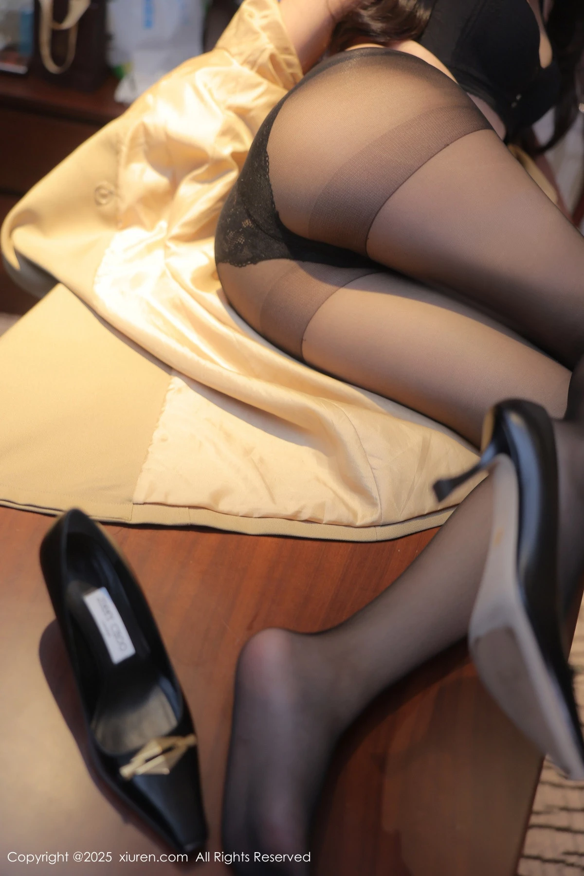 秀人集.com_[XiuRen秀人网]No.9758_新人模特希雅sia性感黑色情趣内衣配超薄黑丝秀丰腴身材诱惑写真76P