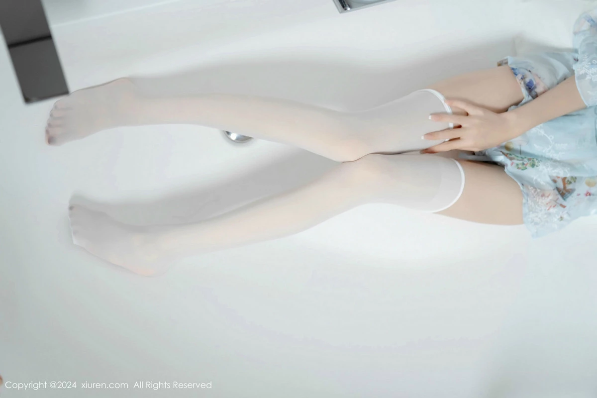 秀人集.com_[XiuRen秀人网]No.9632_模特林星阑性感浅蓝色连衣短裙配白色丝袜秀曼妙身姿诱惑写真85P