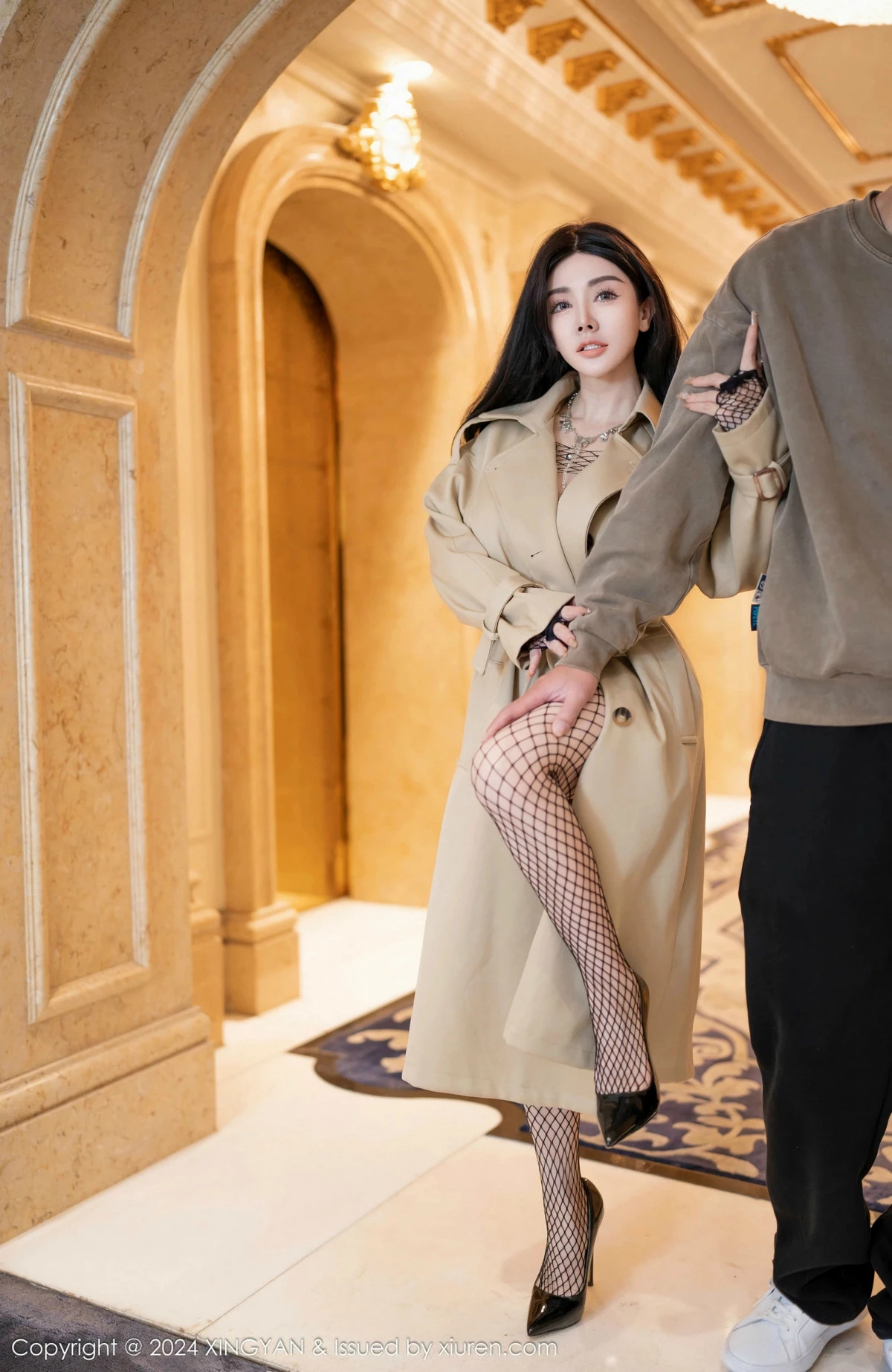 秀人集.com_[XINGYAN星颜社]VOL.293_模特潘思沁情节拍摄性感黑色网格连体衣秀巨乳肥臀诱惑写真79P