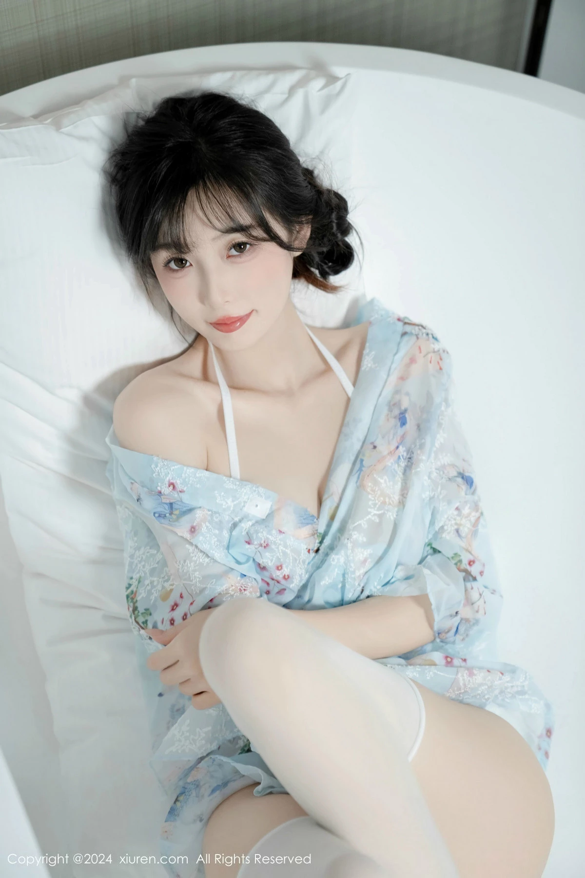 秀人集.com_[XiuRen秀人网]No.9632_模特林星阑性感浅蓝色连衣短裙配白色丝袜秀曼妙身姿诱惑写真85P