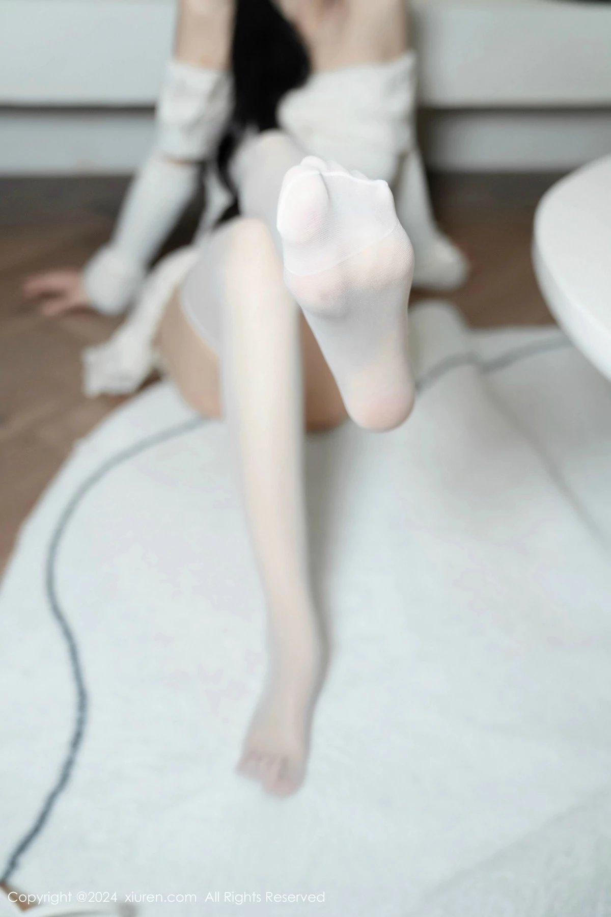 秀人集.com_[XiuRen秀人网]No.9658_模特林星阑白色连衣短裙露红色情趣内衣配白丝袜秀美腿诱惑写真93P