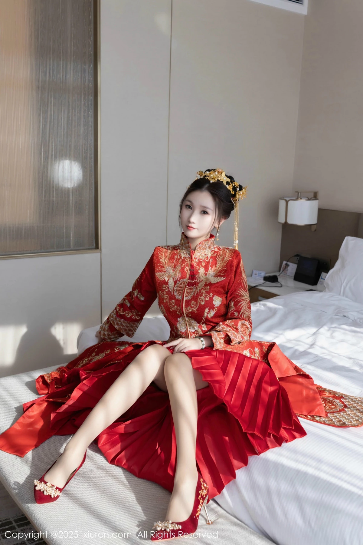 秀人集.com_[XiuRen秀人网]No.9811_模特杏子Yada性感新娘装红色情趣内衣配超薄肉丝秀美腿诱惑写真84P