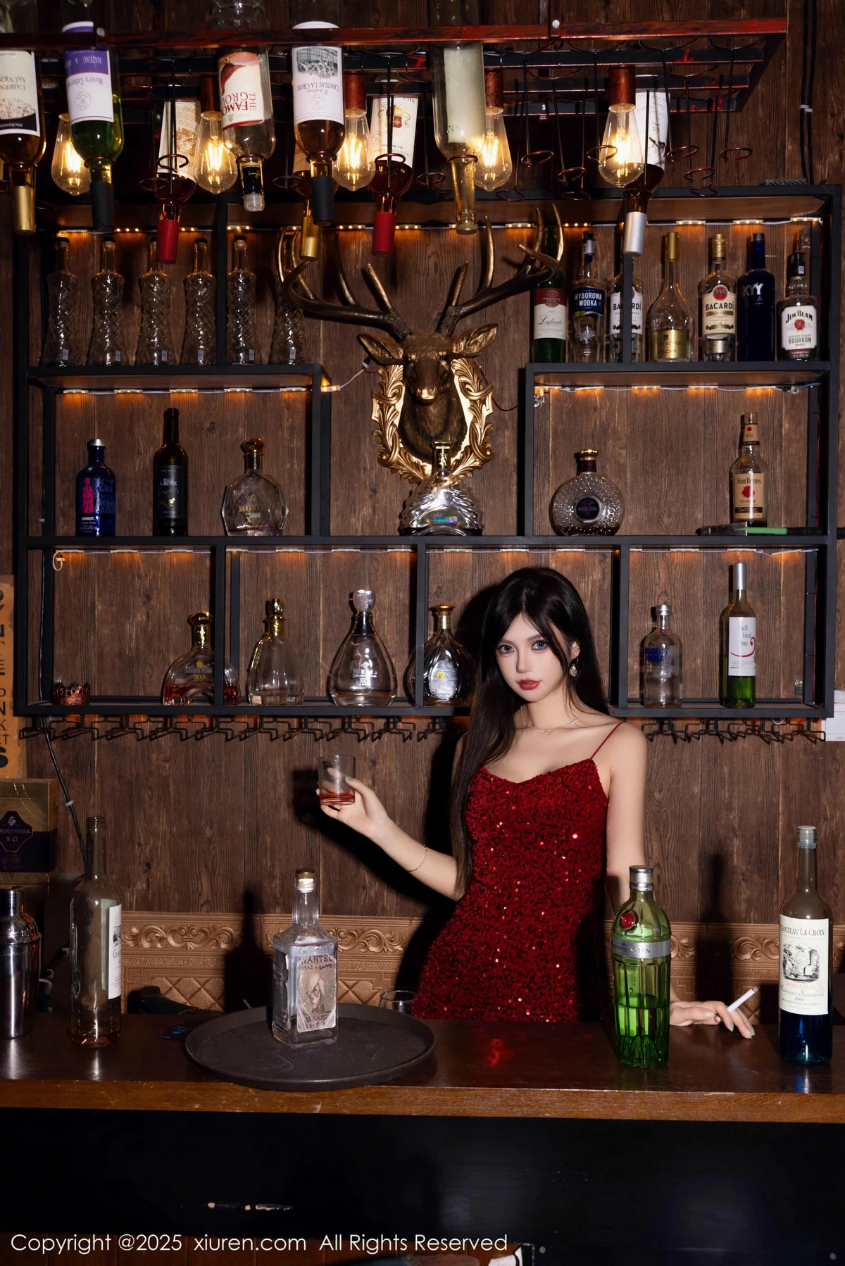 秀人集.com_[XiuRen秀人网]No.9828_女神绮里嘉ula性感红色吊带短裙配超薄肉丝秀曼妙身姿诱惑写真82P