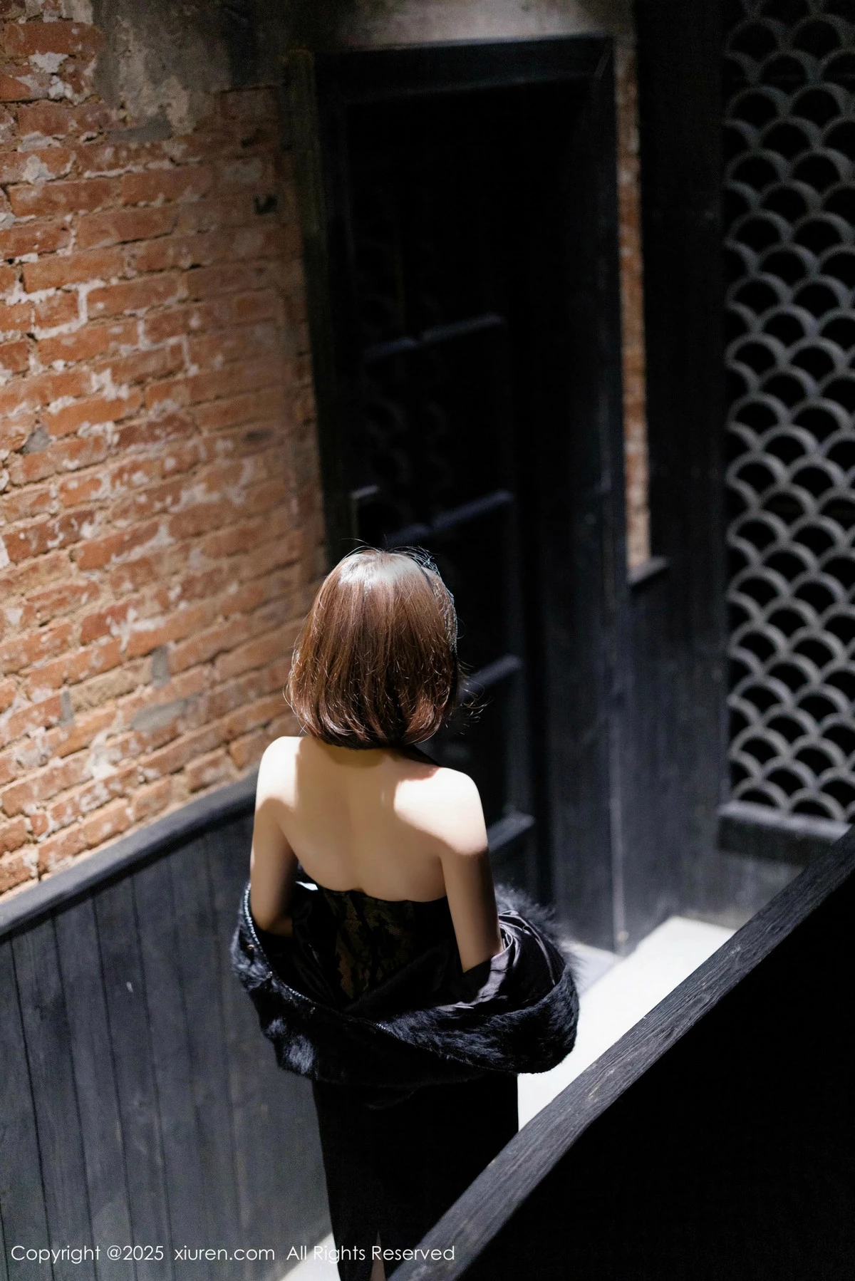 秀人集.com_[XiuRen秀人网]No.9880_女神徐莉芝Booty性感黑色连衣裙+情趣内衣秀曼妙身姿诱惑写真85P