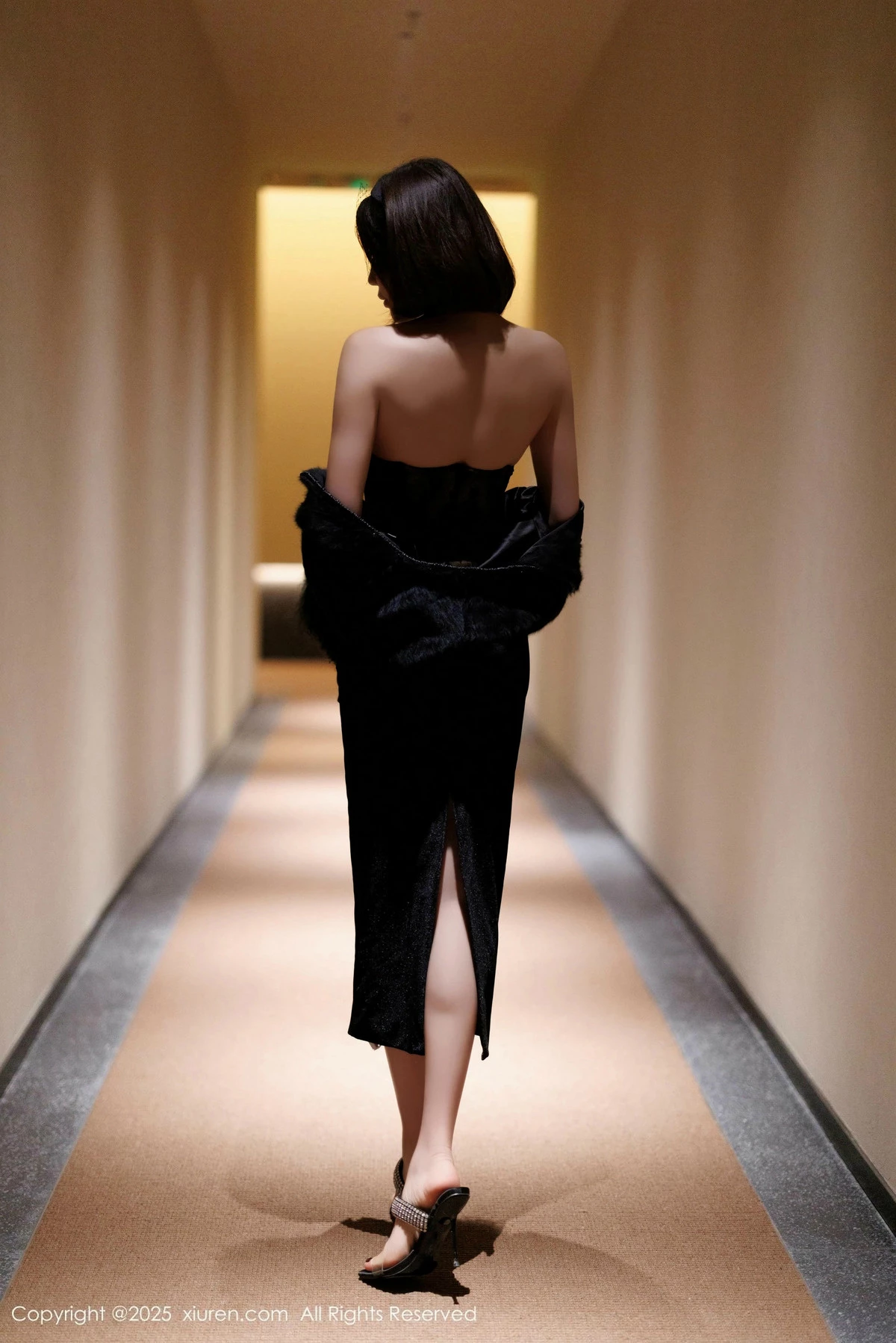 秀人集.com_[XiuRen秀人网]No.9880_女神徐莉芝Booty性感黑色连衣裙+情趣内衣秀曼妙身姿诱惑写真85P