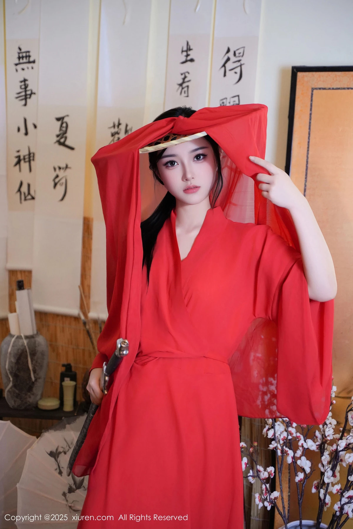 秀人集.com_[XiuRen秀人网]No.9890_模特妙可可Cheese性感红衣剑客装配肉丝袜秀丰腴身姿诱惑写真60P